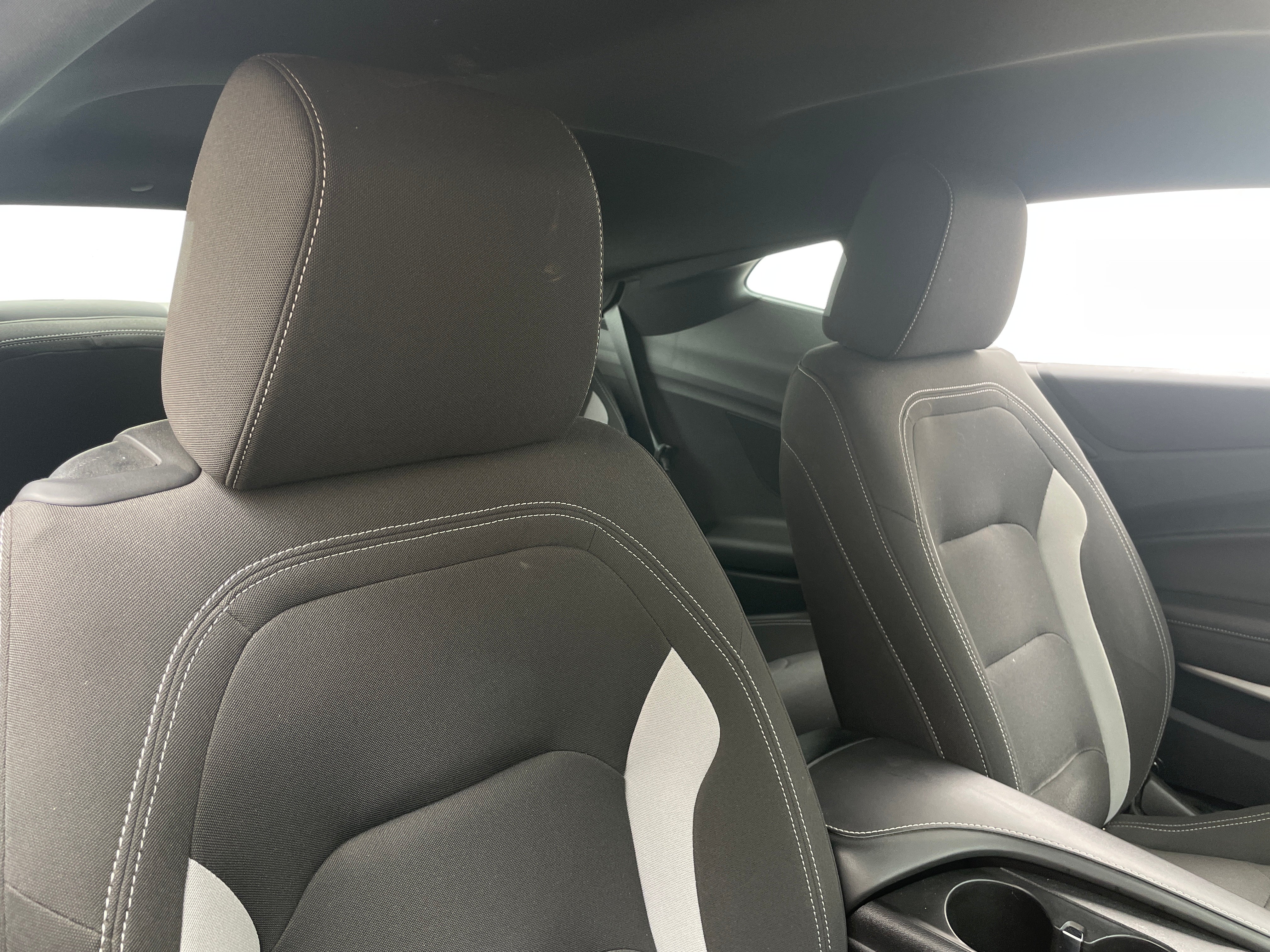 2022 Chevrolet Camaro  2