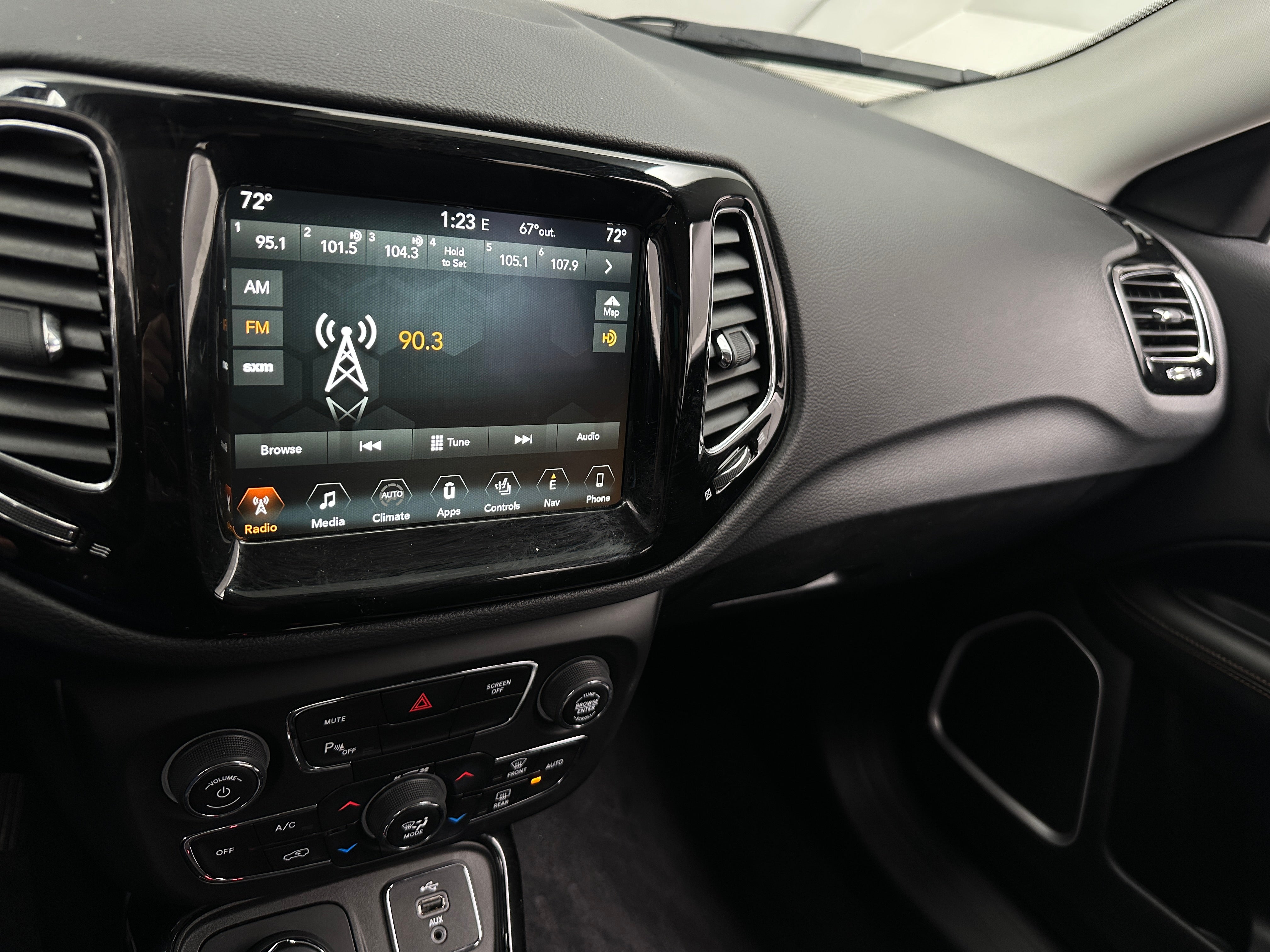 2018 Jeep Compass Limited 3