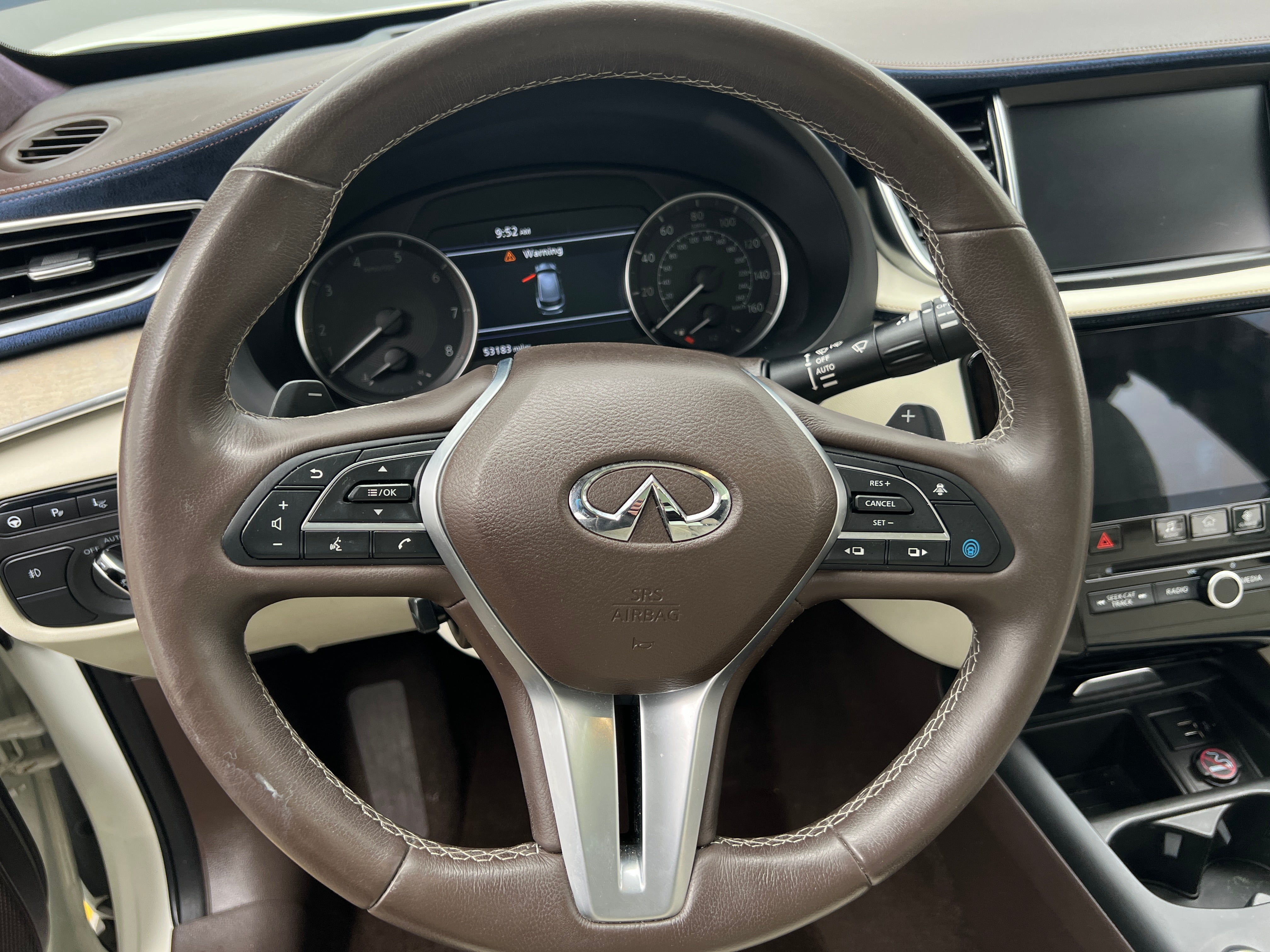 2019 INFINITI QX50 Essential 4