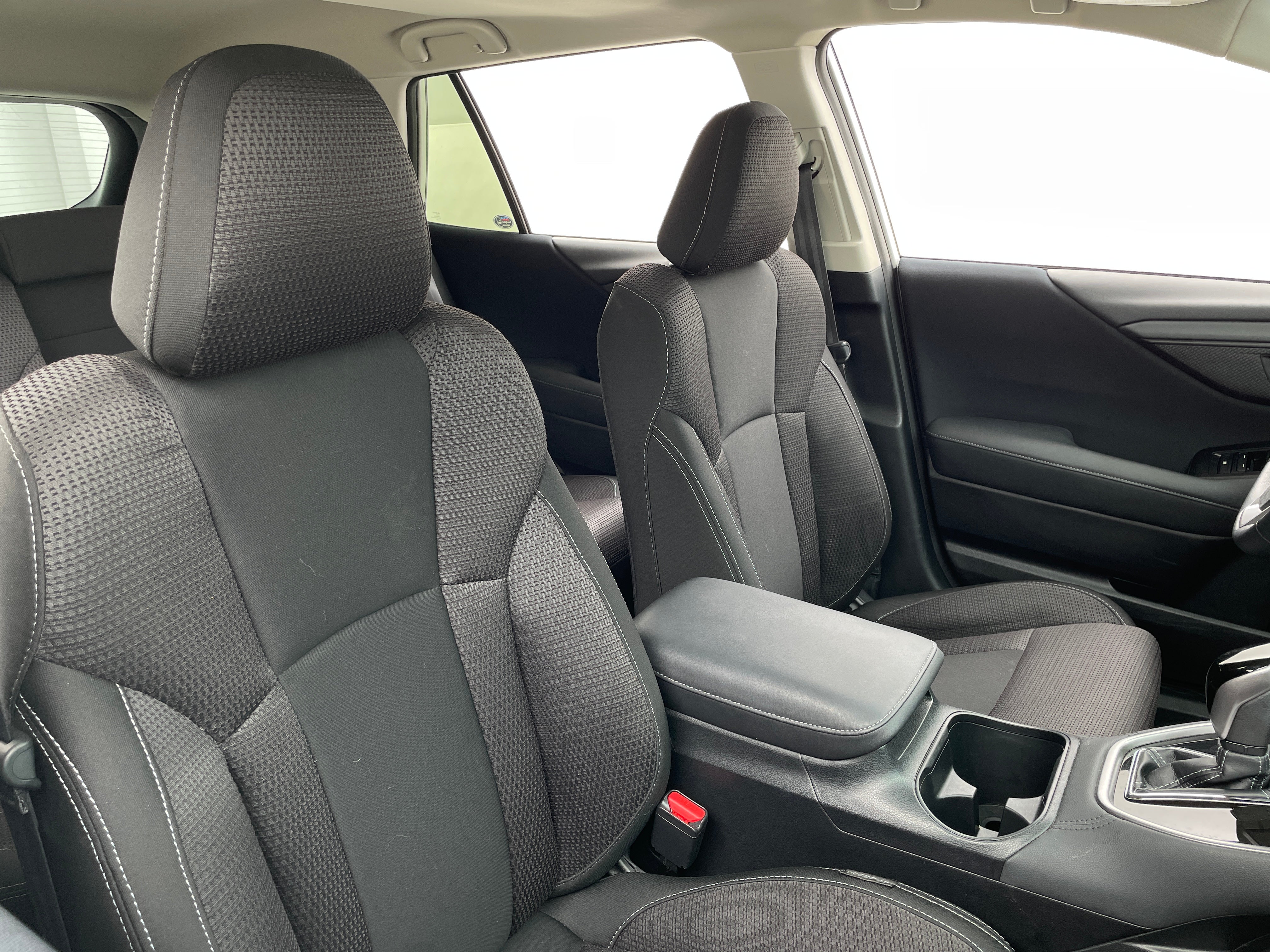 2022 Subaru Outback Premium 2