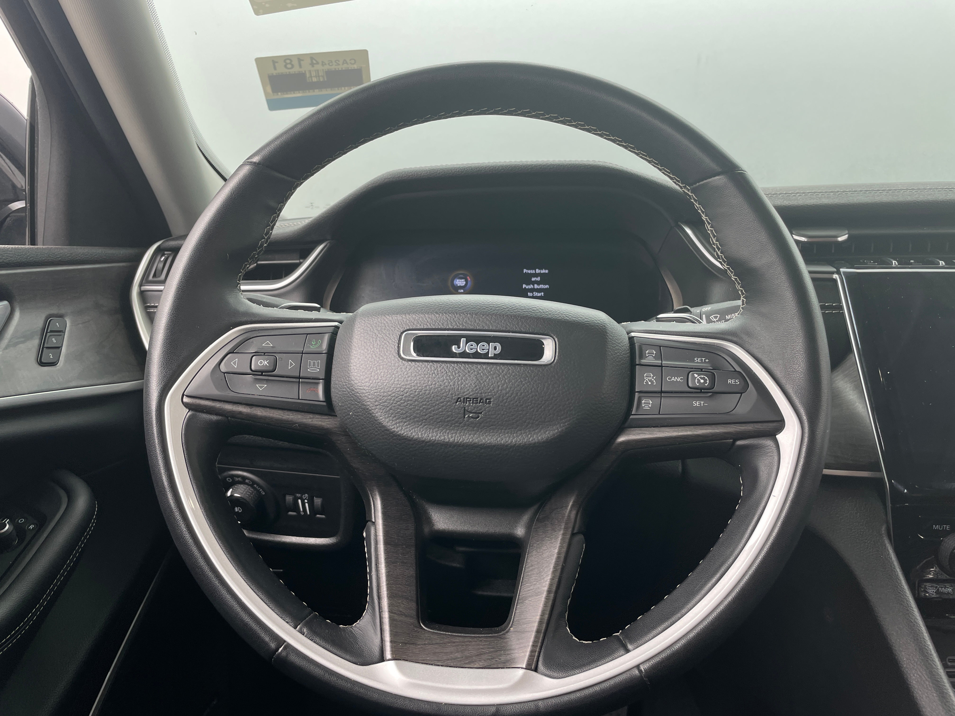 2022 Jeep Grand Cherokee L Limited Edition 4