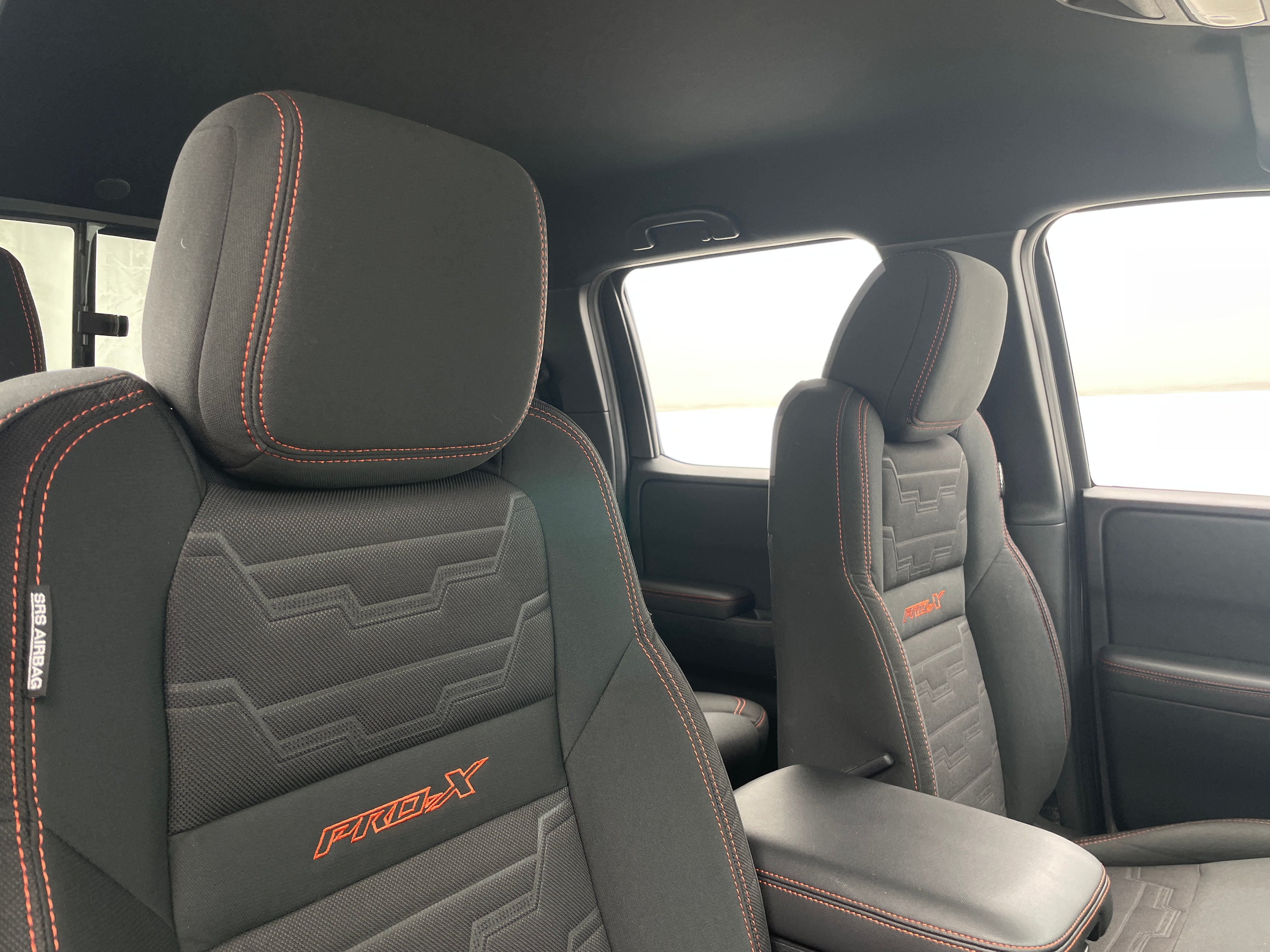2022 Nissan Frontier PRO-X 2