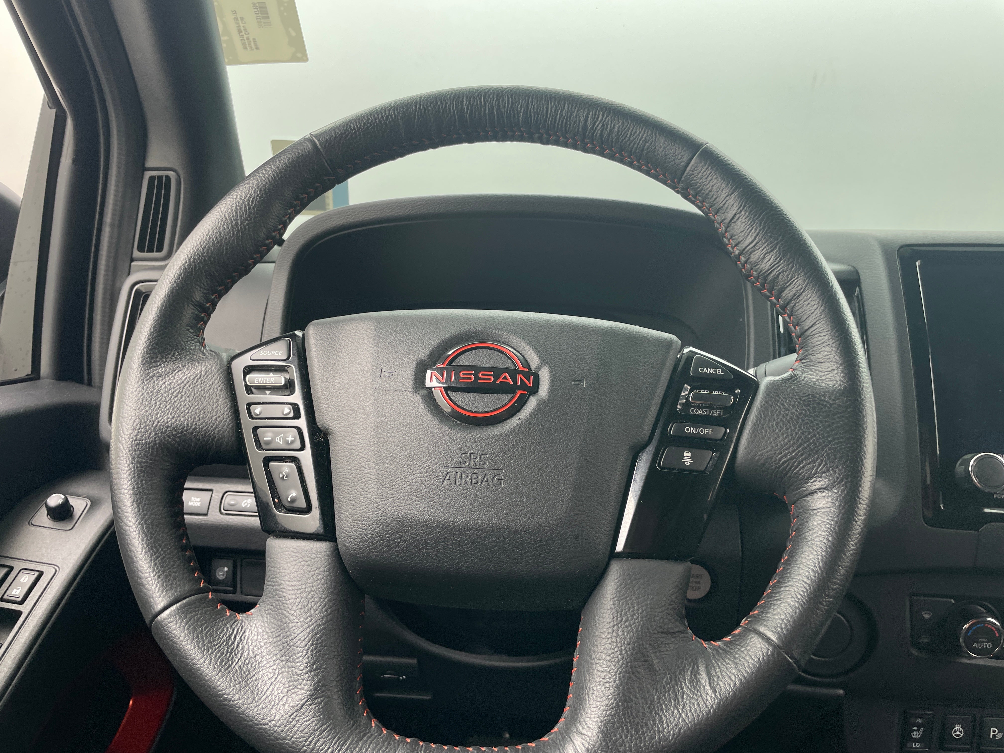 2022 Nissan Frontier PRO-X 5