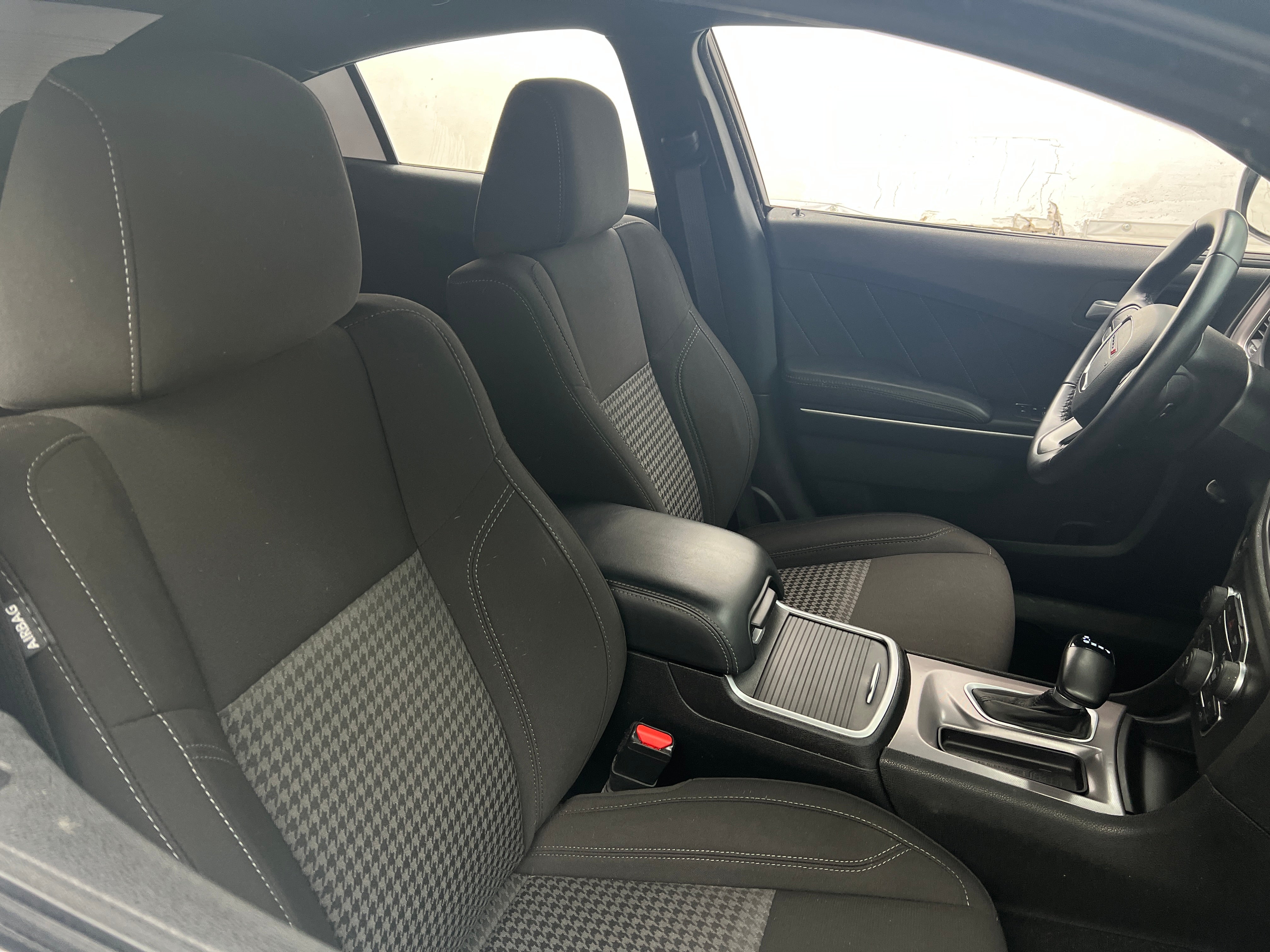 2023 Dodge Charger SXT 2