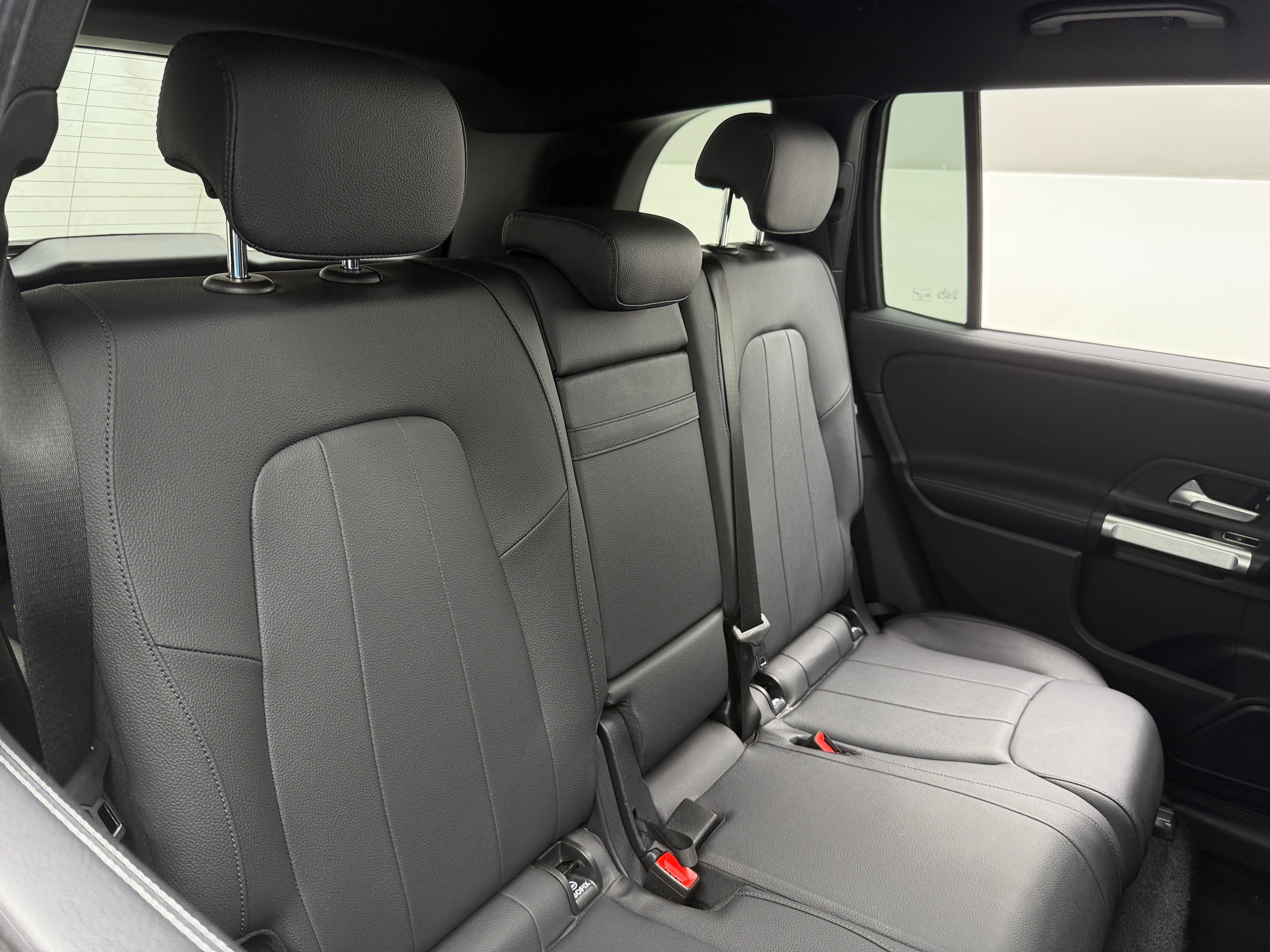 2024 Mercedes-Benz GLB 250 6