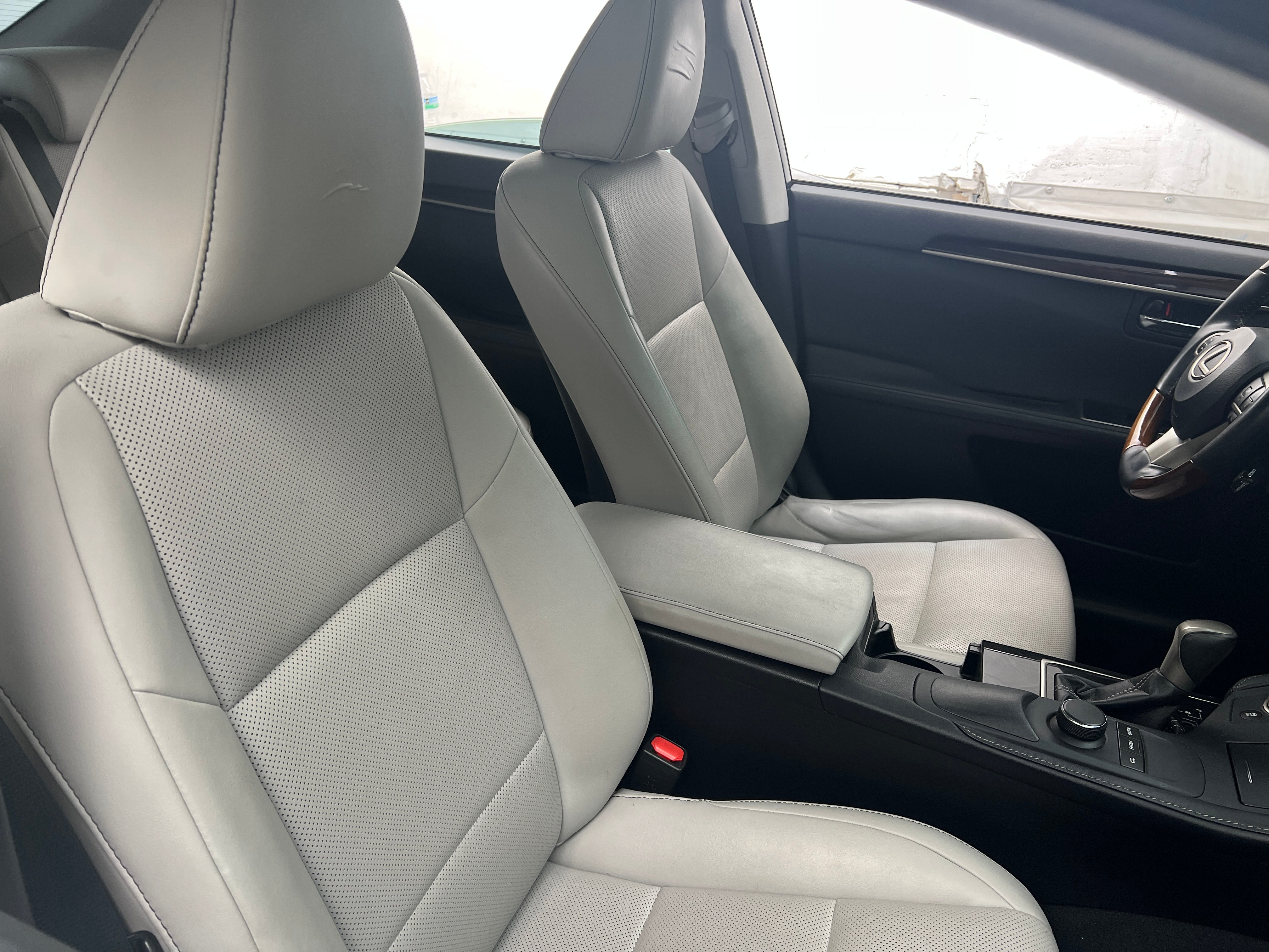 2016 Lexus ES 350 2