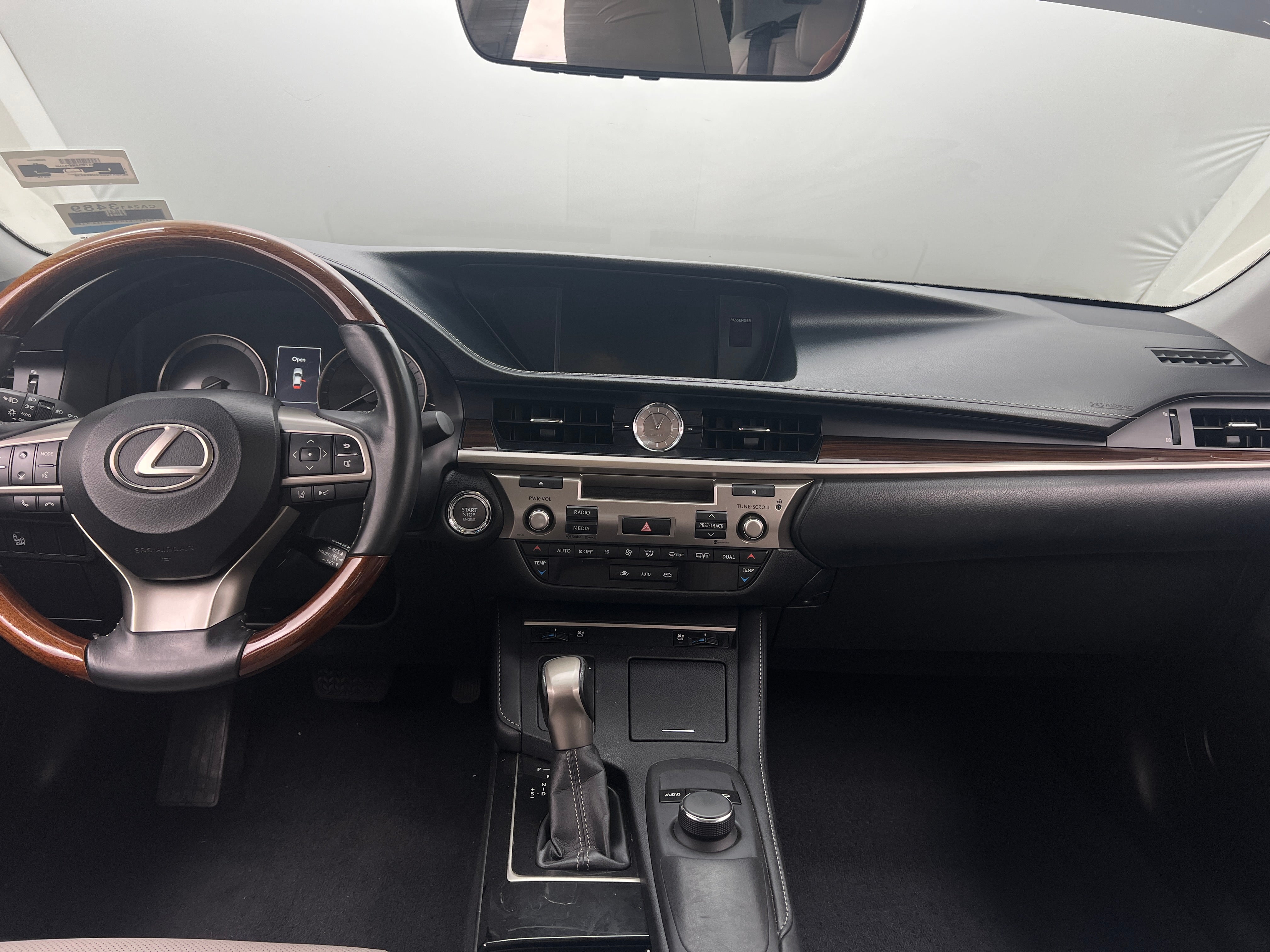 2016 Lexus ES 350 3