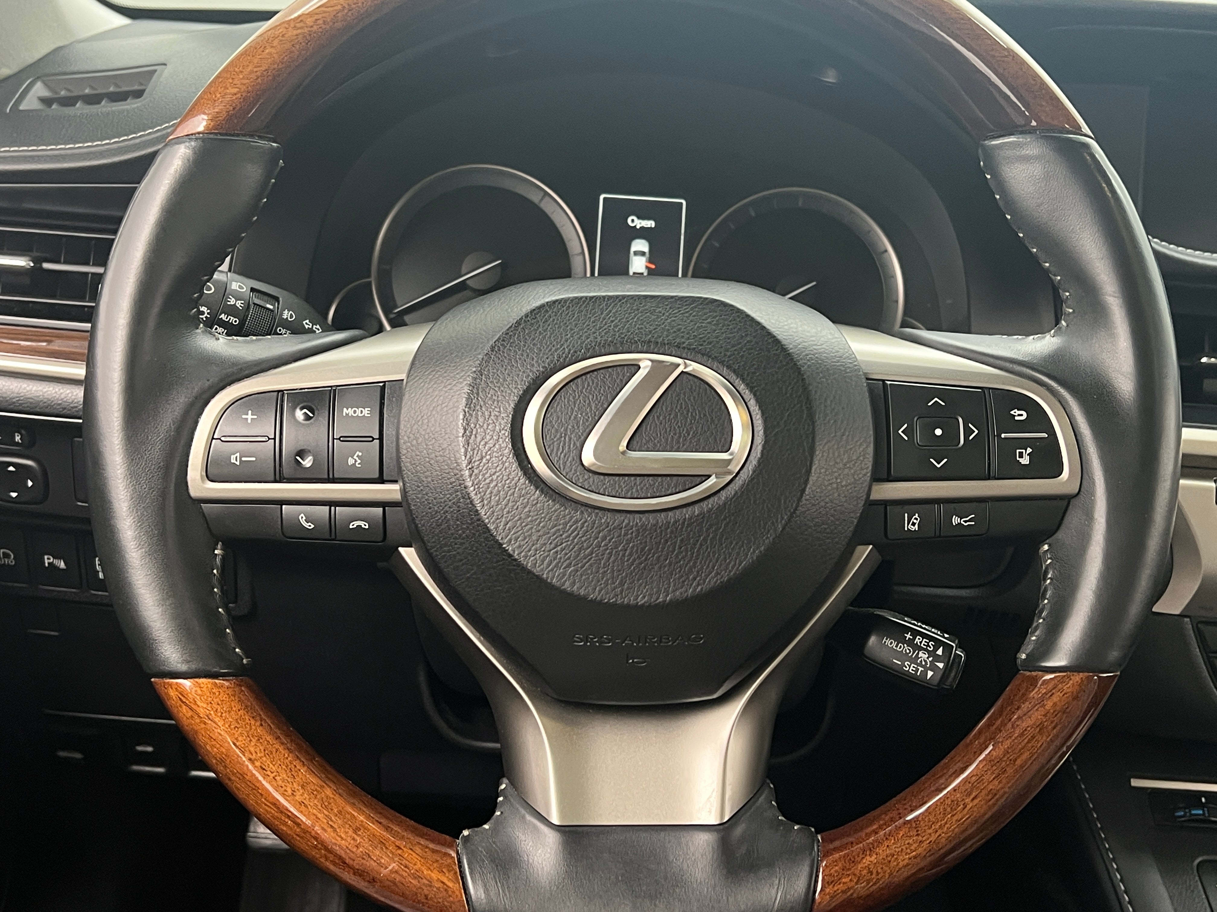 2016 Lexus ES 350 5