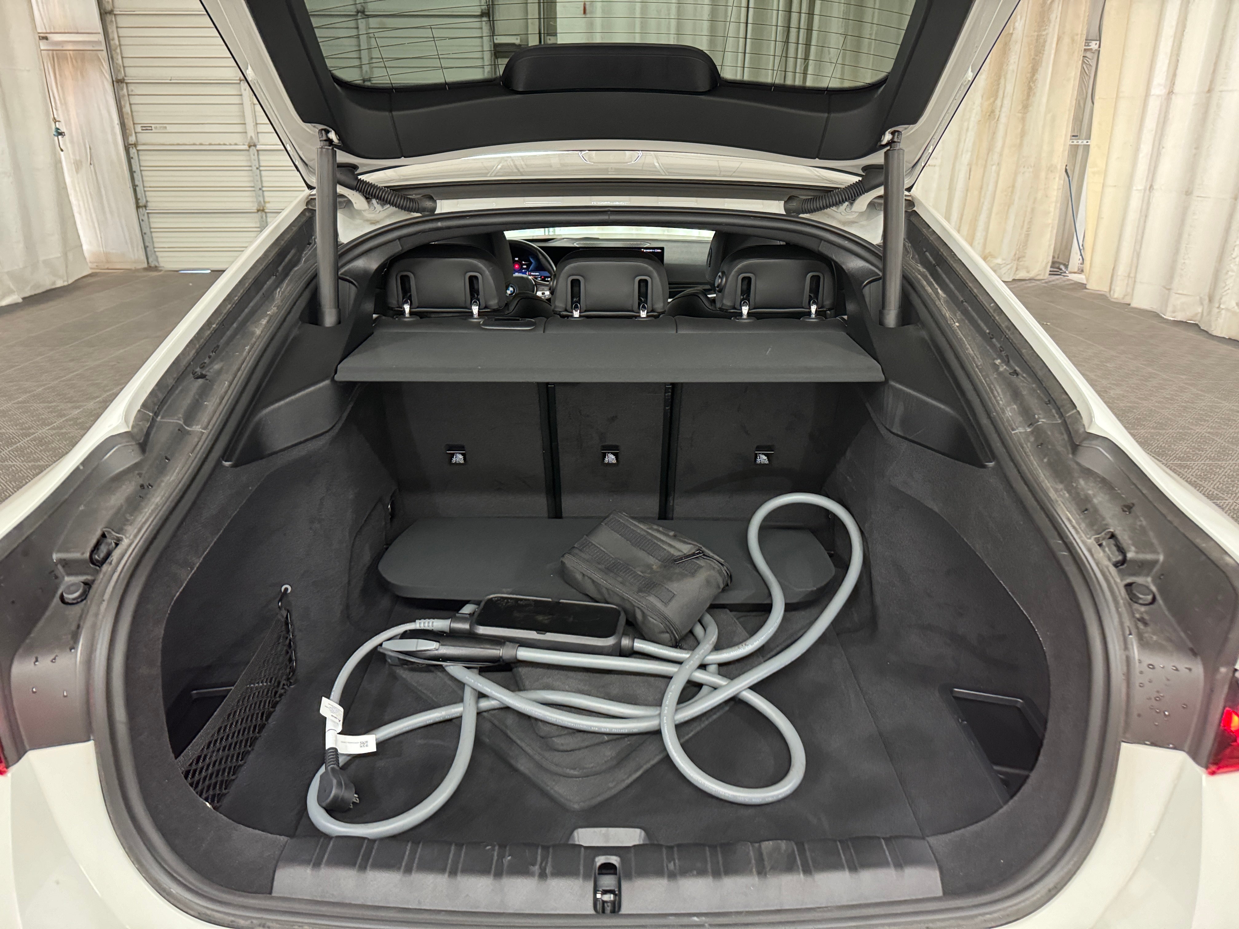 2024 BMW i4 xDrive40 6