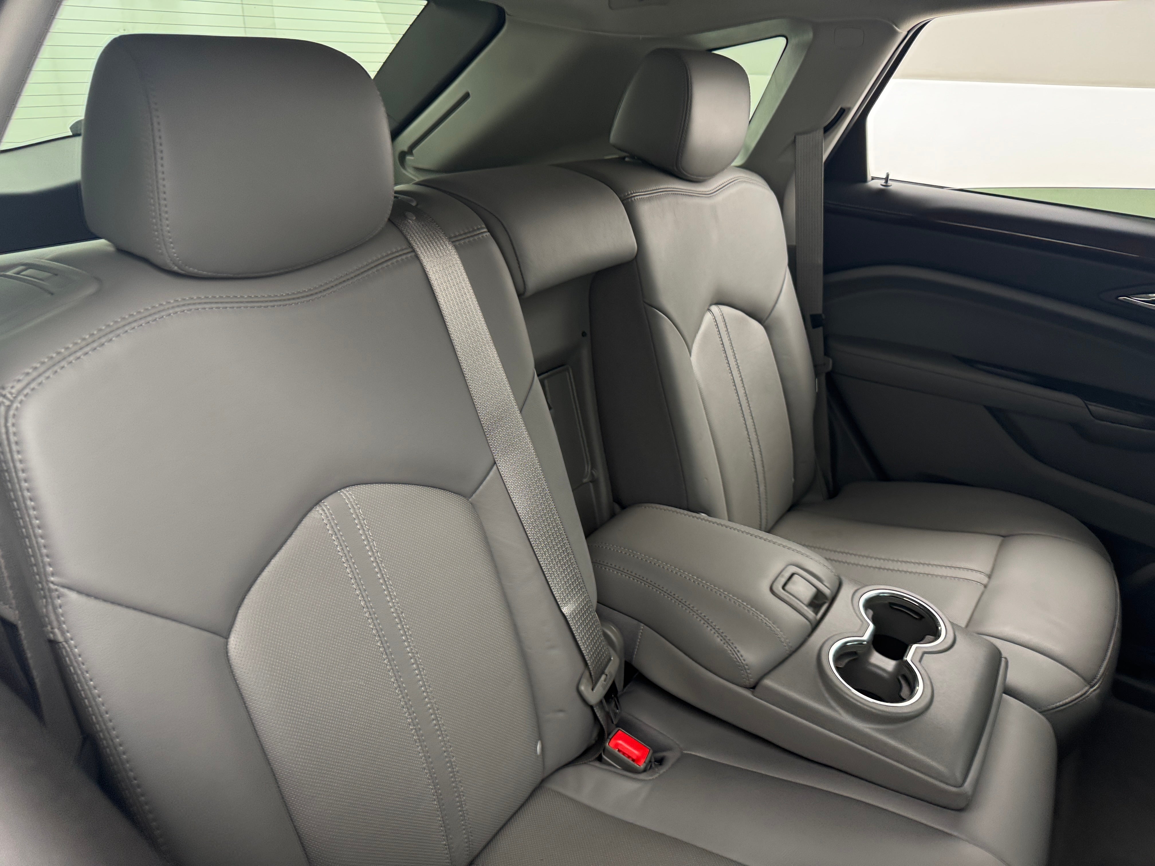 2012 Cadillac SRX Base 5