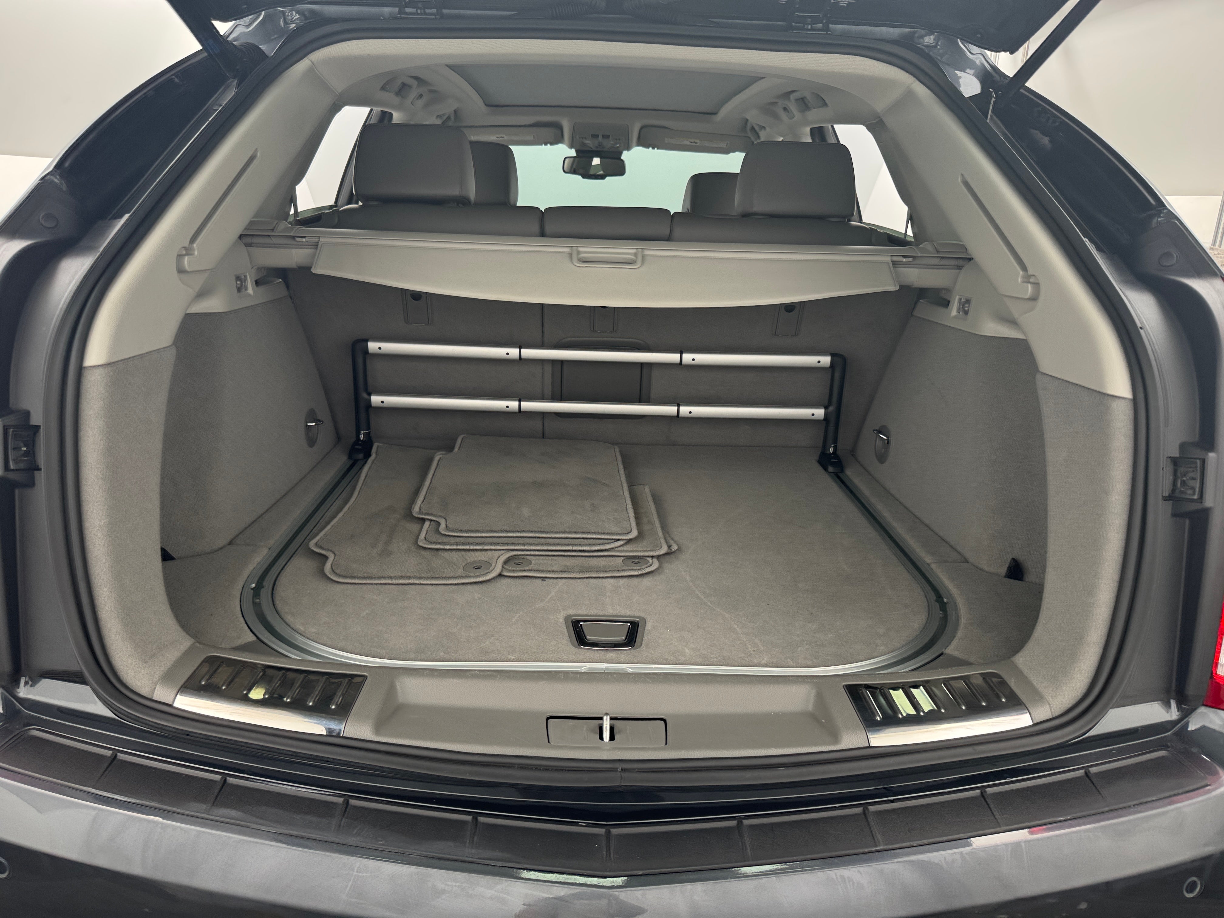 2012 Cadillac SRX Base 6
