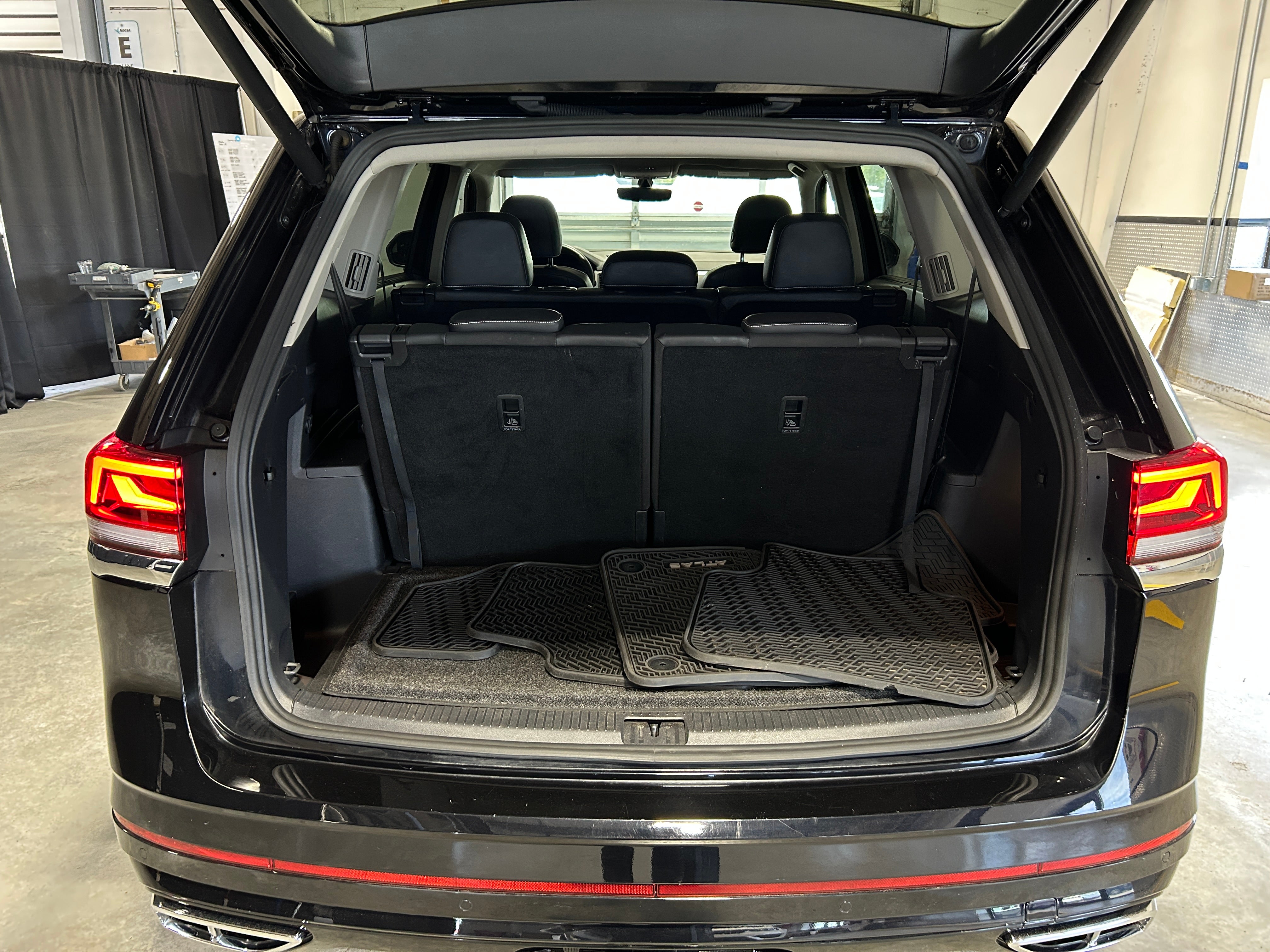 2021 Volkswagen Atlas SE 7