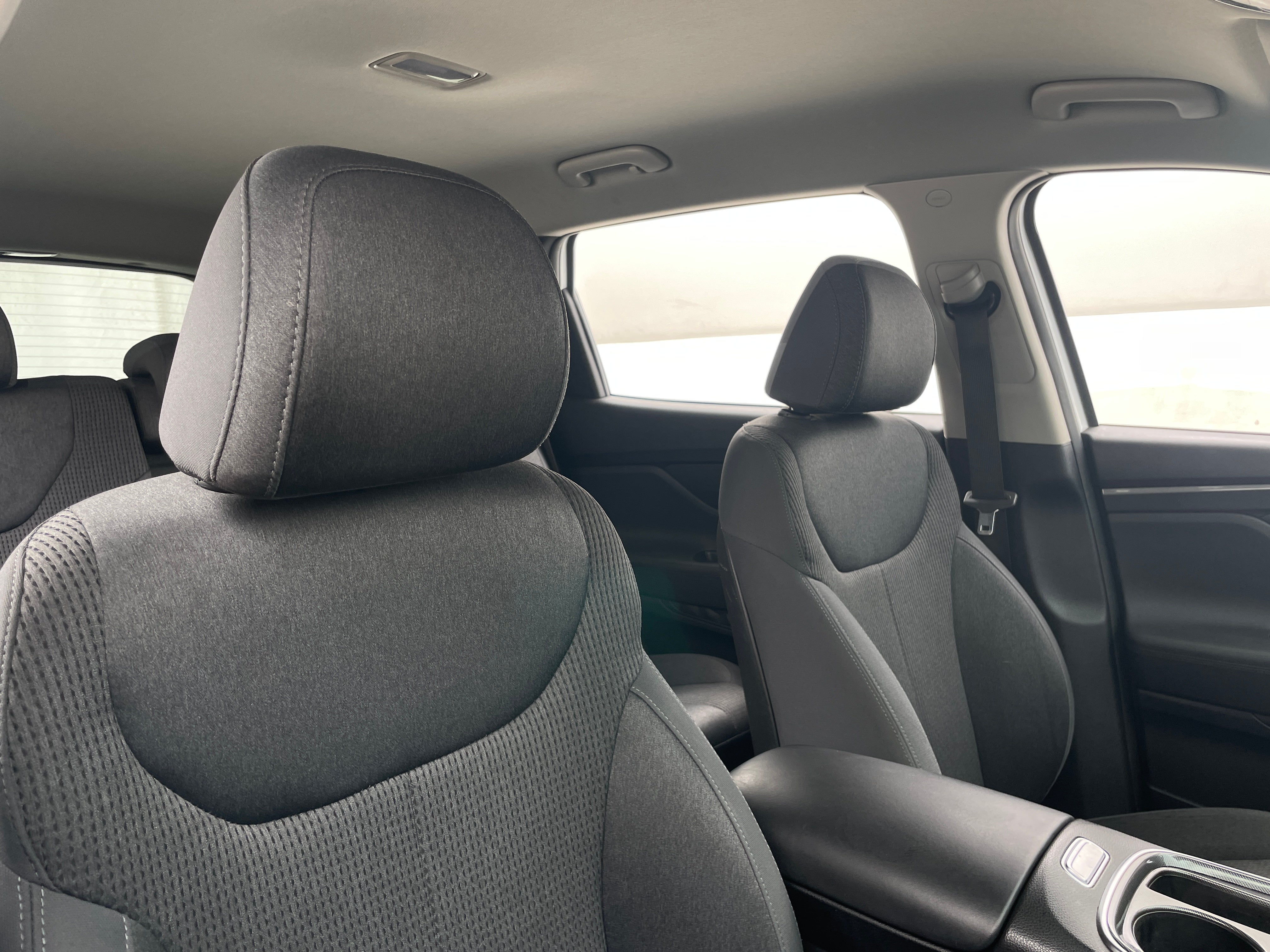 2021 Hyundai Santa Fe SE 2