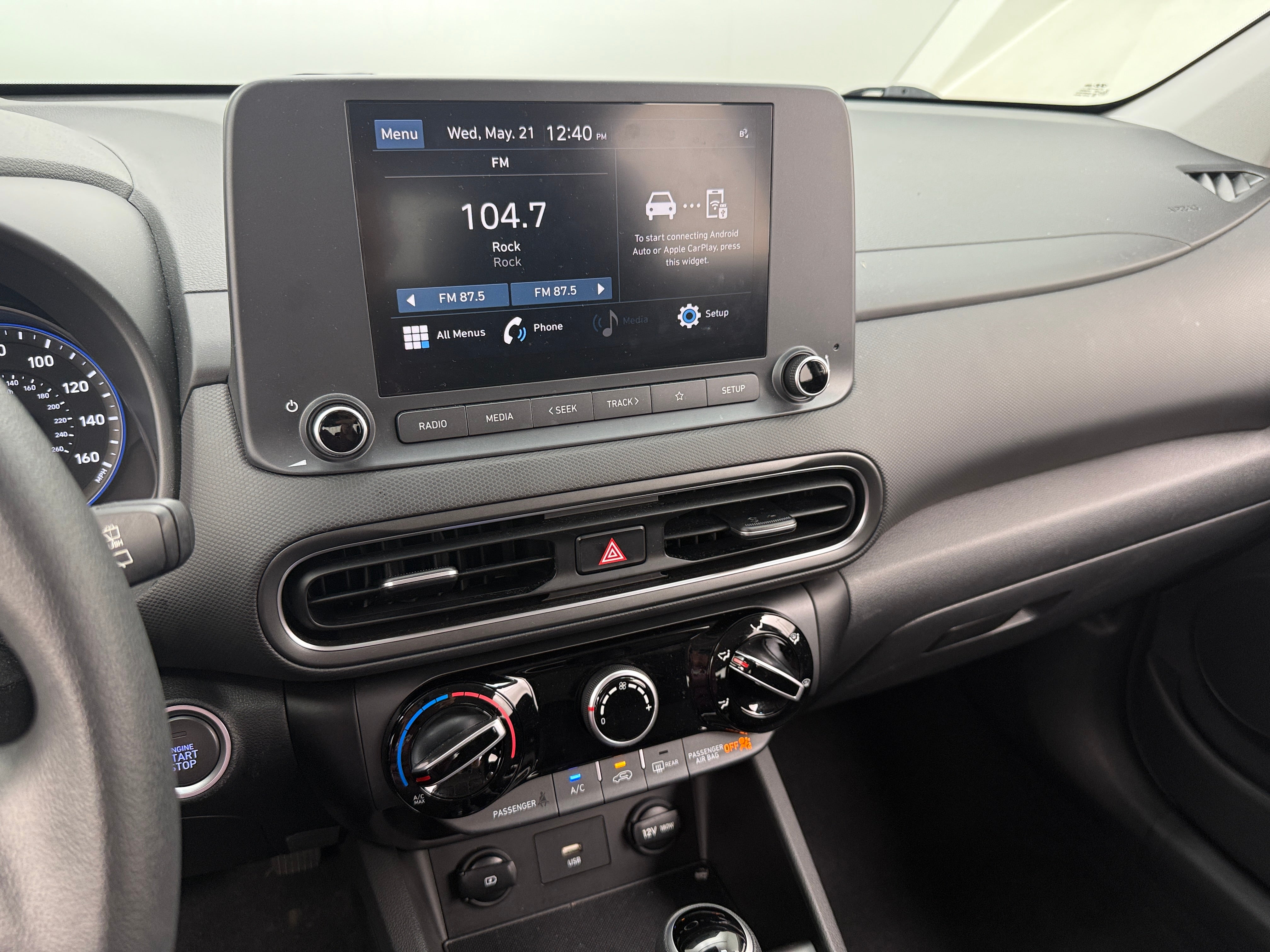 2023 Hyundai Kona SEL 4