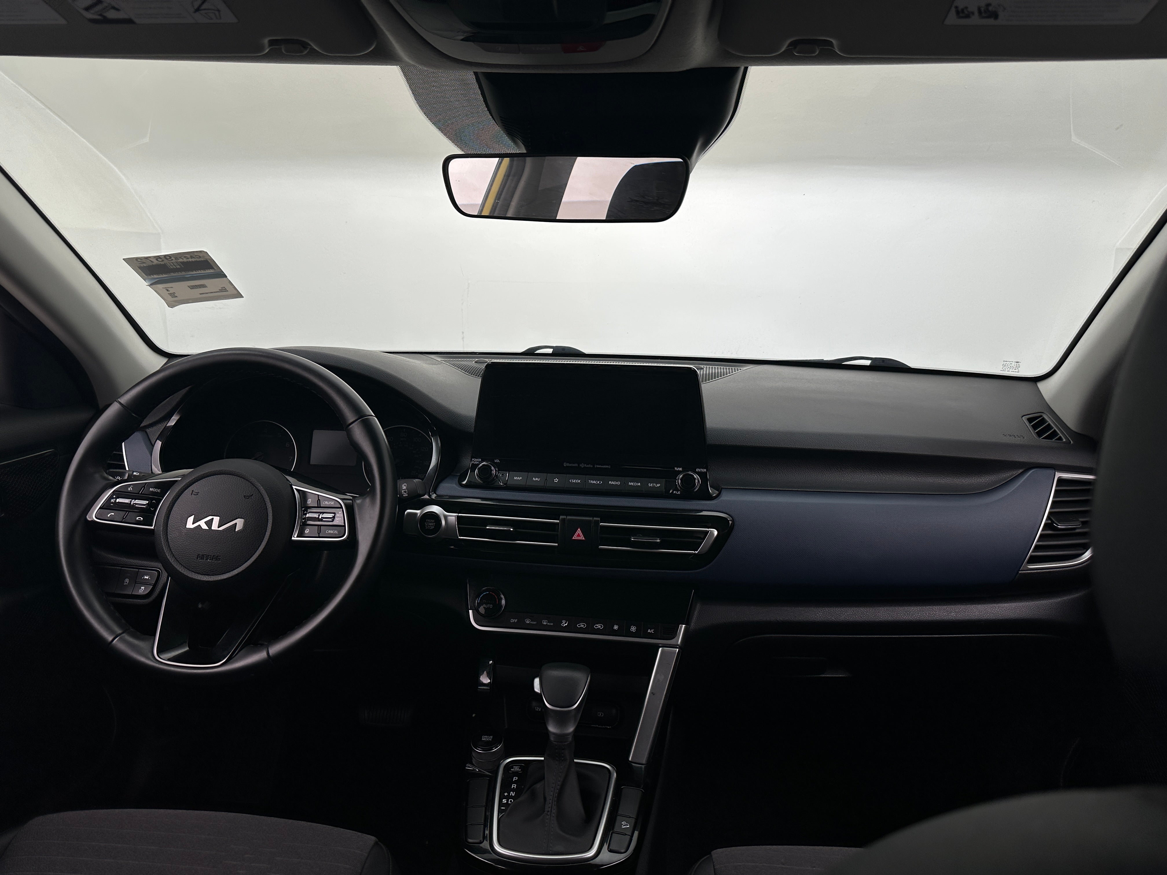 2022 Kia Seltos S 3