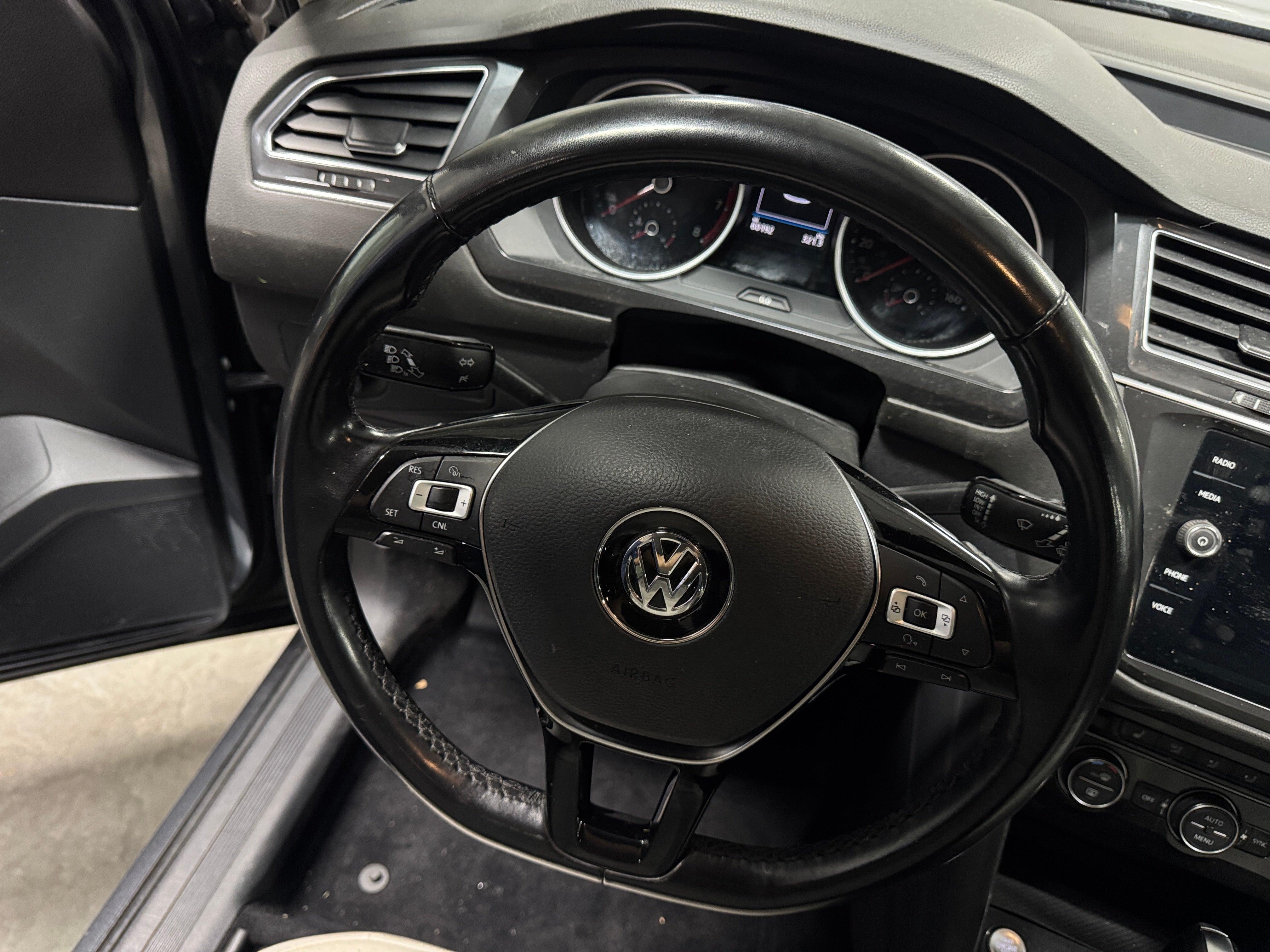 2018 Volkswagen Tiguan 2.0T 4