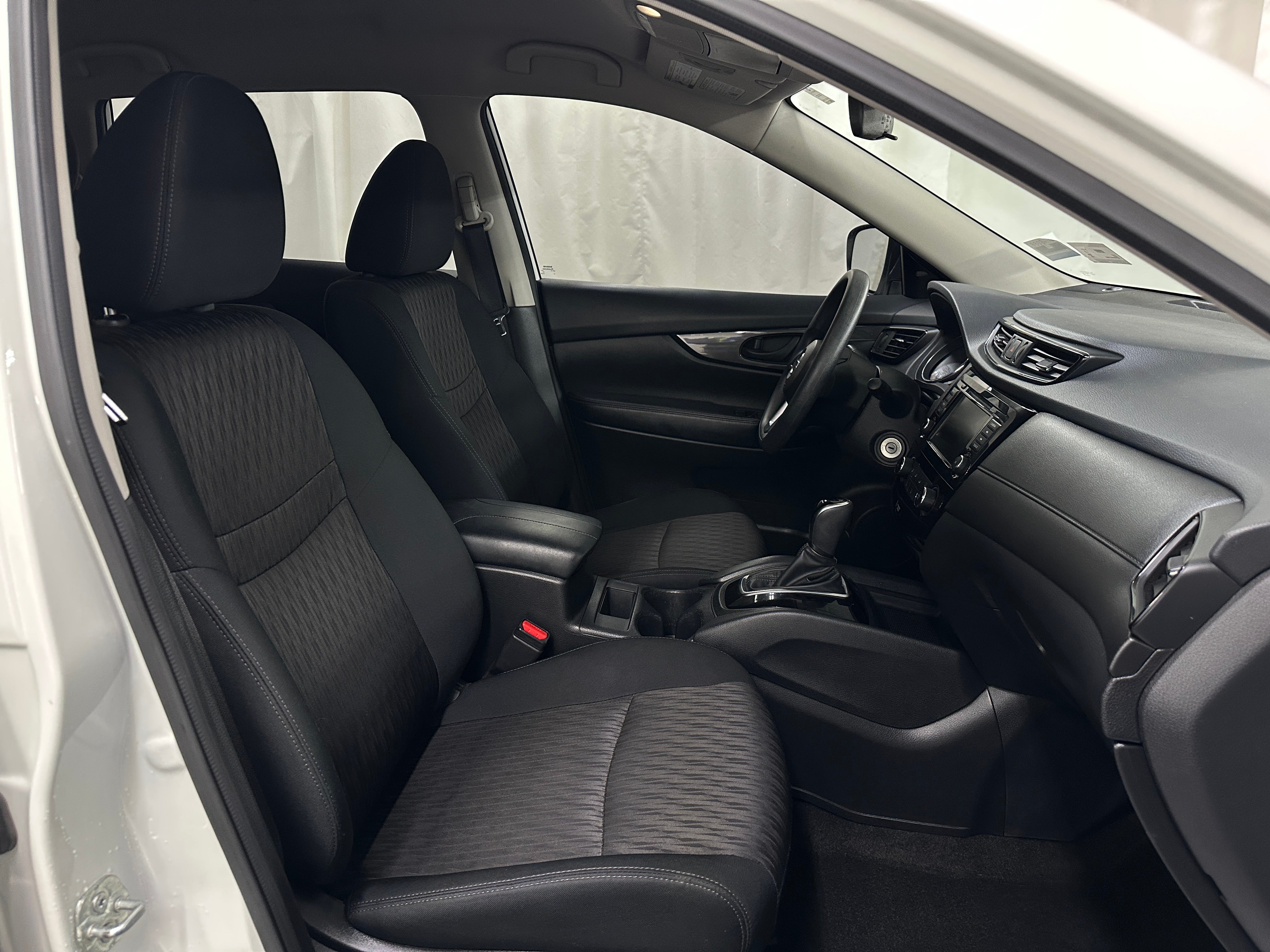 2020 Nissan Rogue S 2
