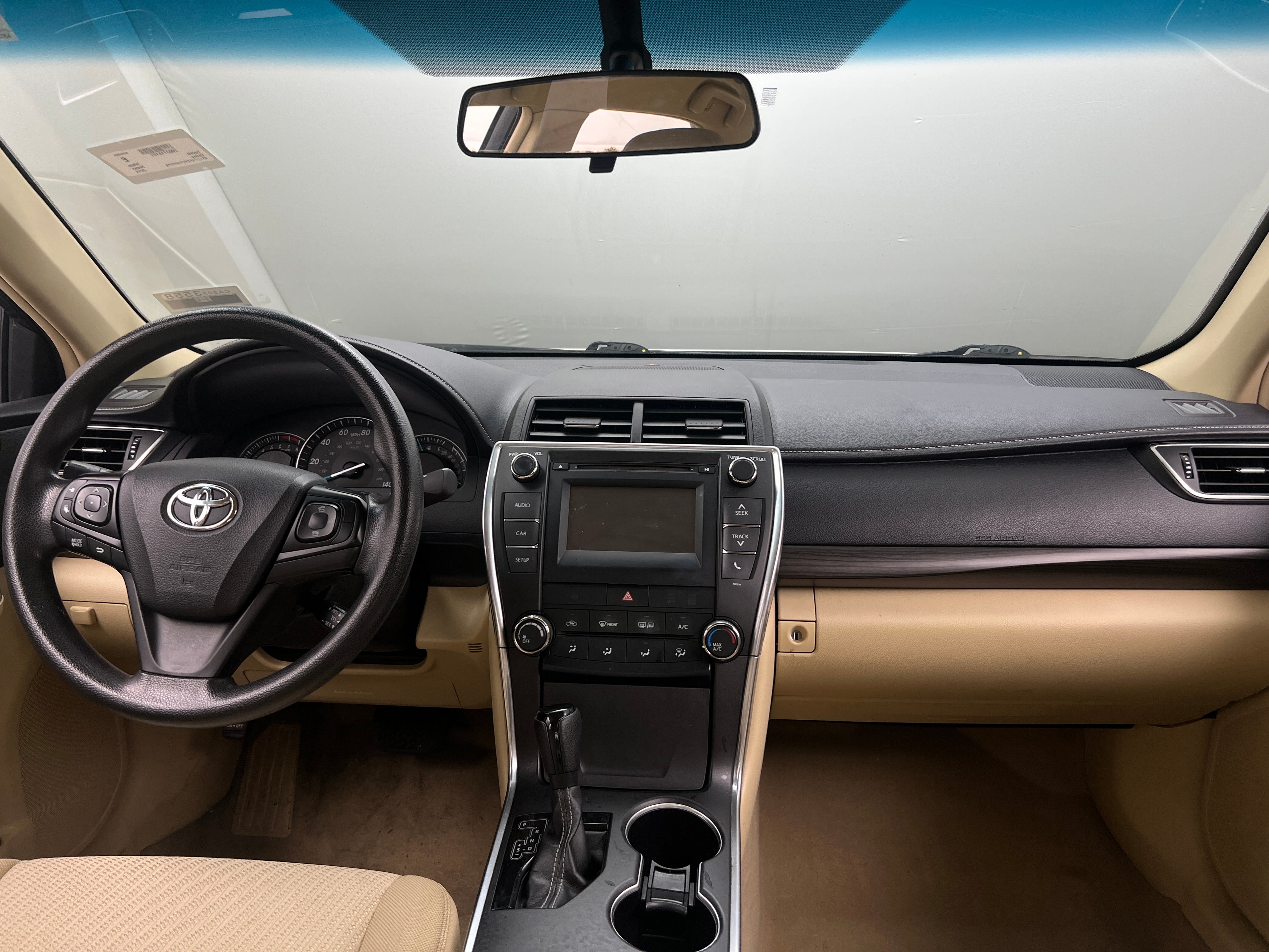 2015 Toyota Camry LE 3