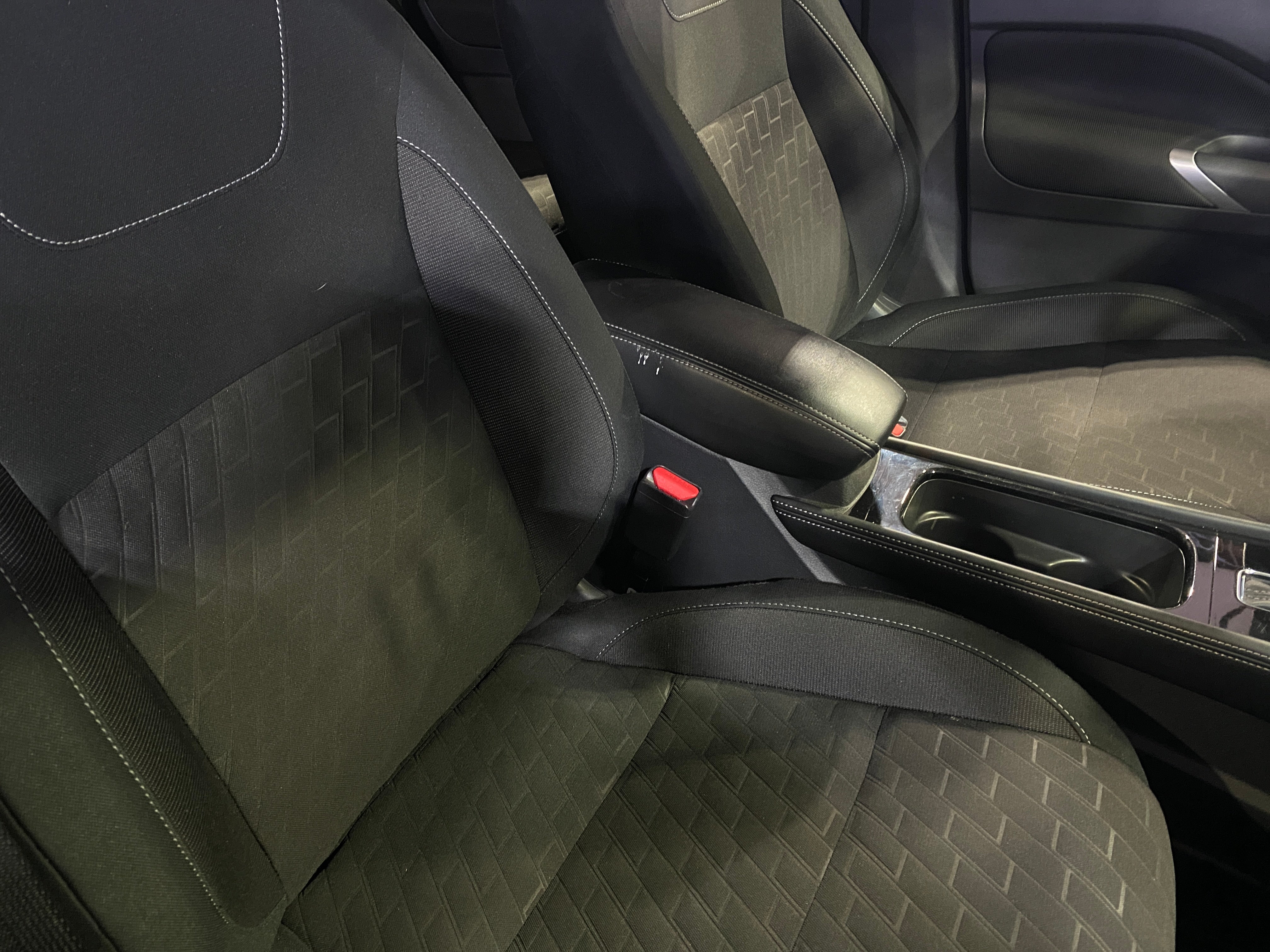 2024 Nissan Kicks SV 2