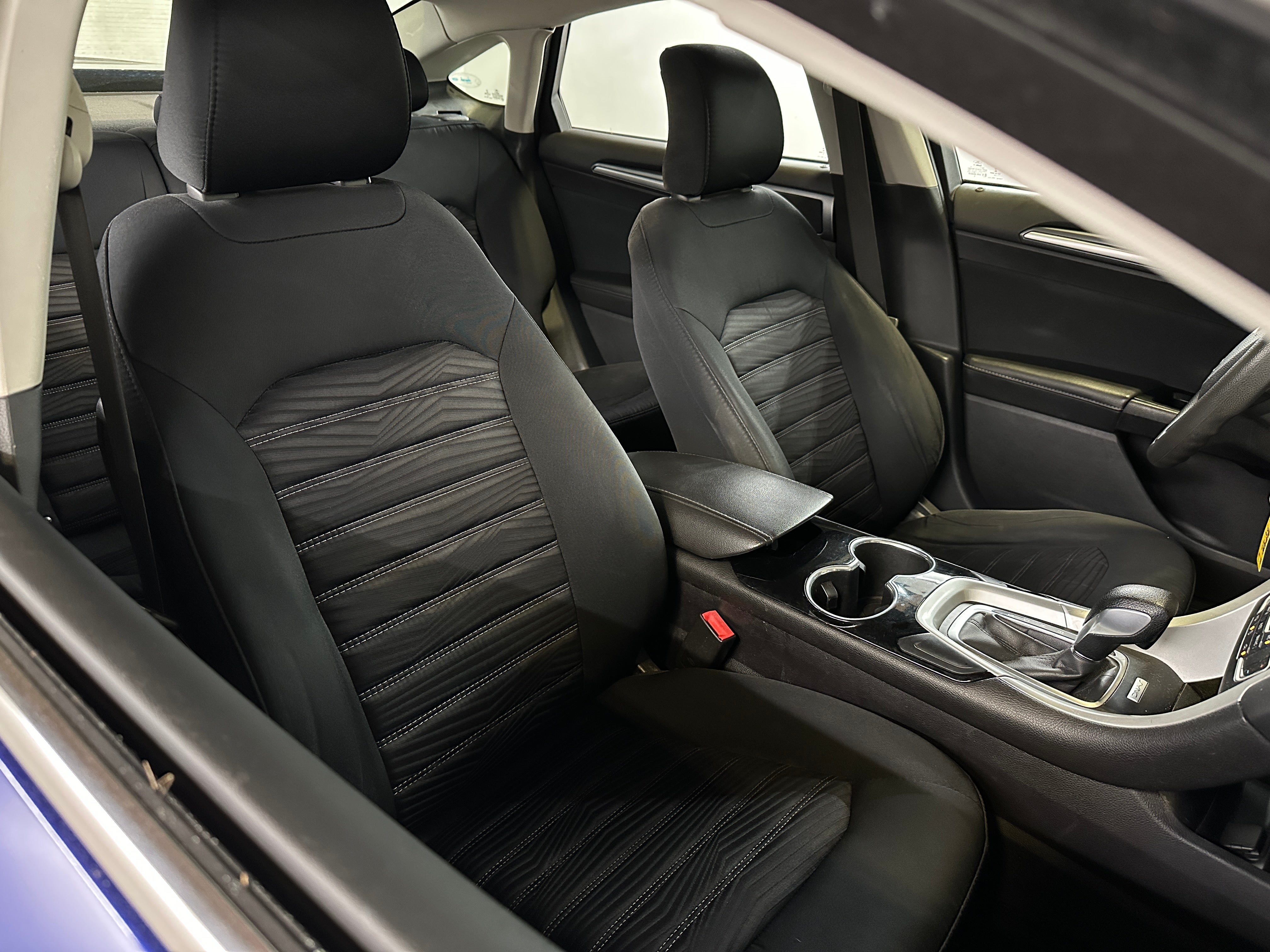 2016 Ford Fusion SE 2