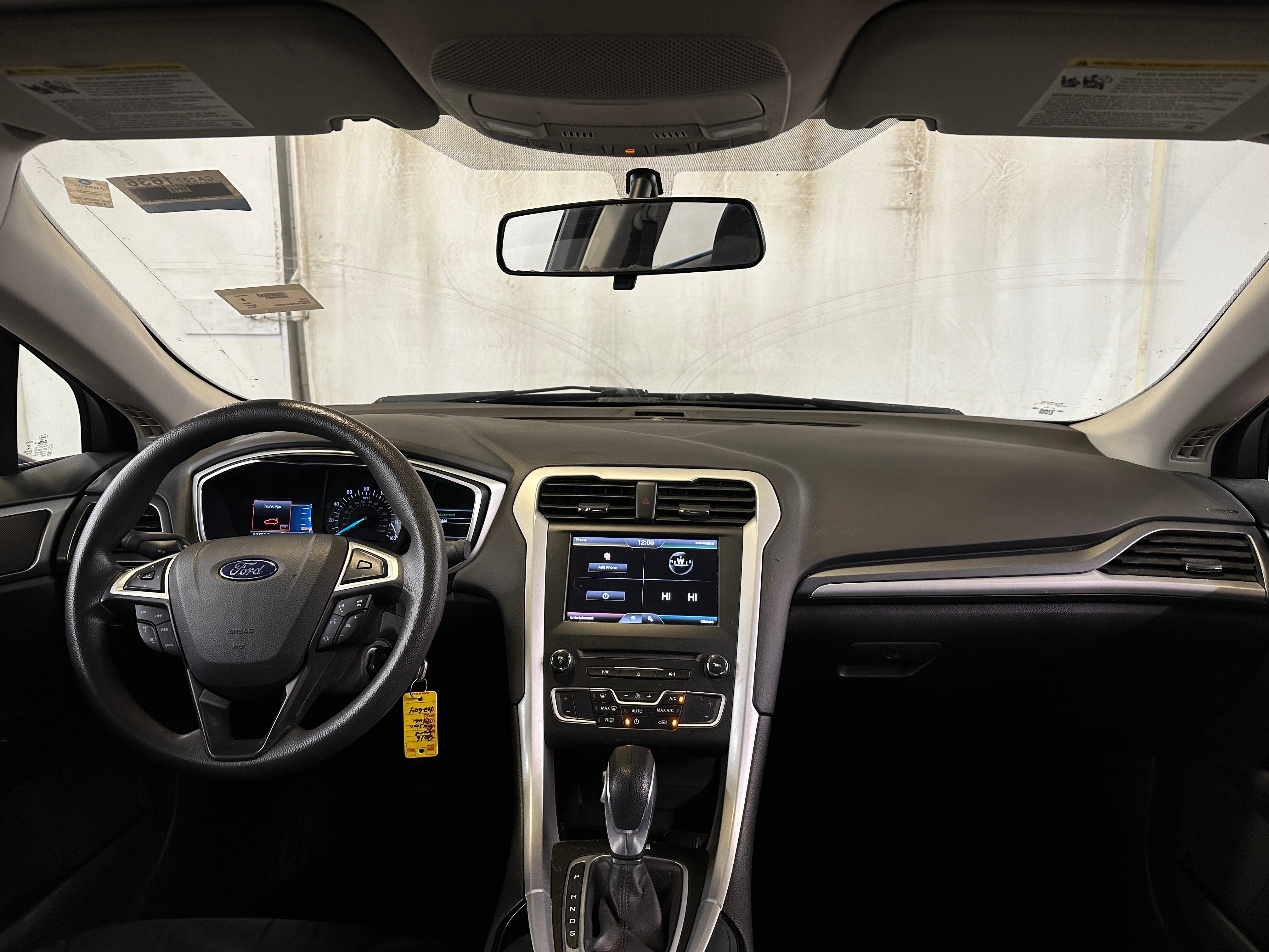 2016 Ford Fusion SE 3