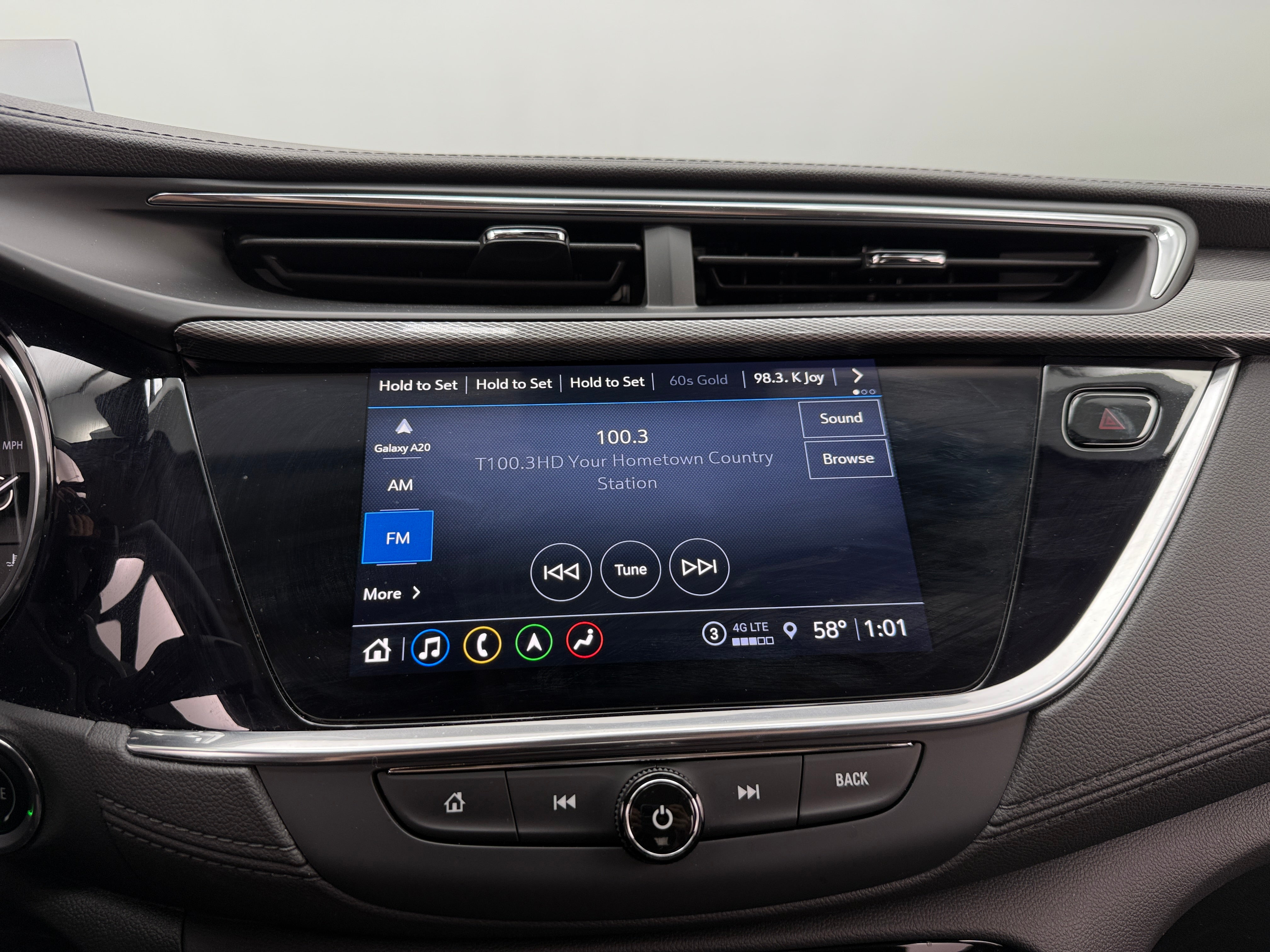 2023 Buick Encore GX Essence 3