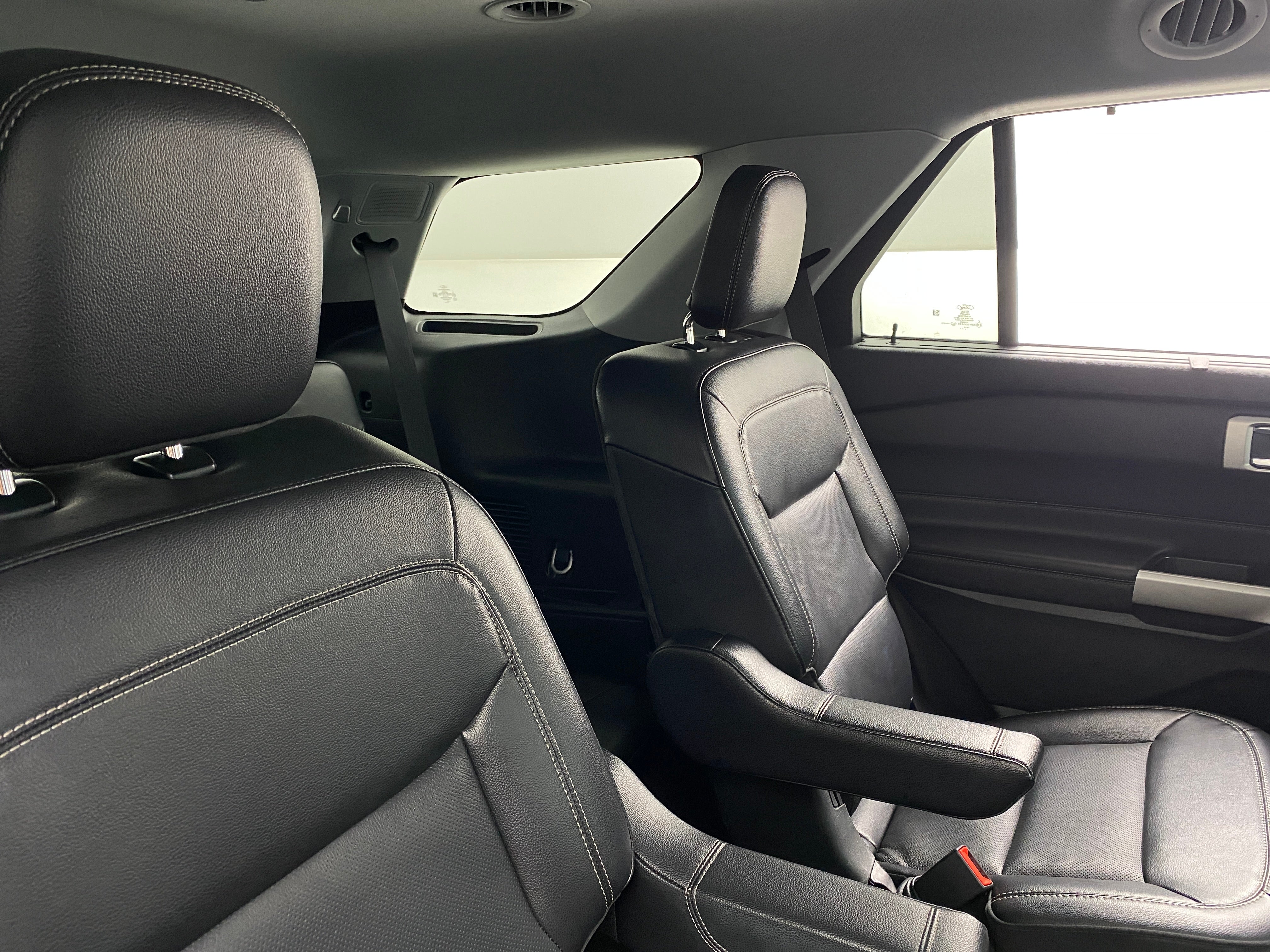 2023 Ford Explorer Limited 5
