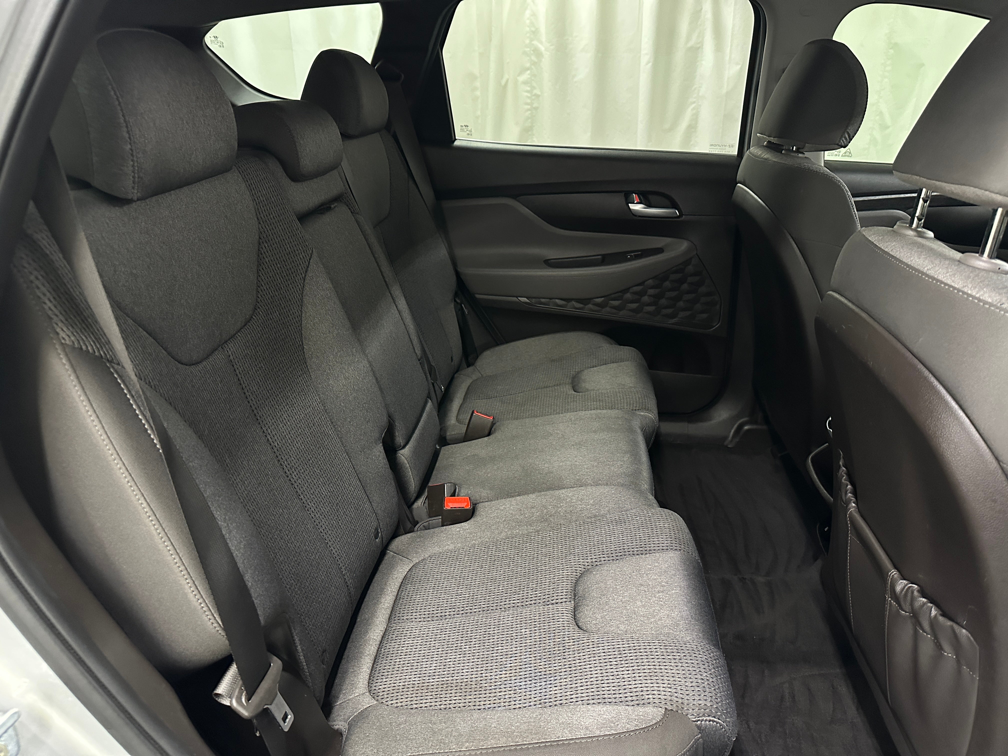 2020 Hyundai Santa Fe SE 6