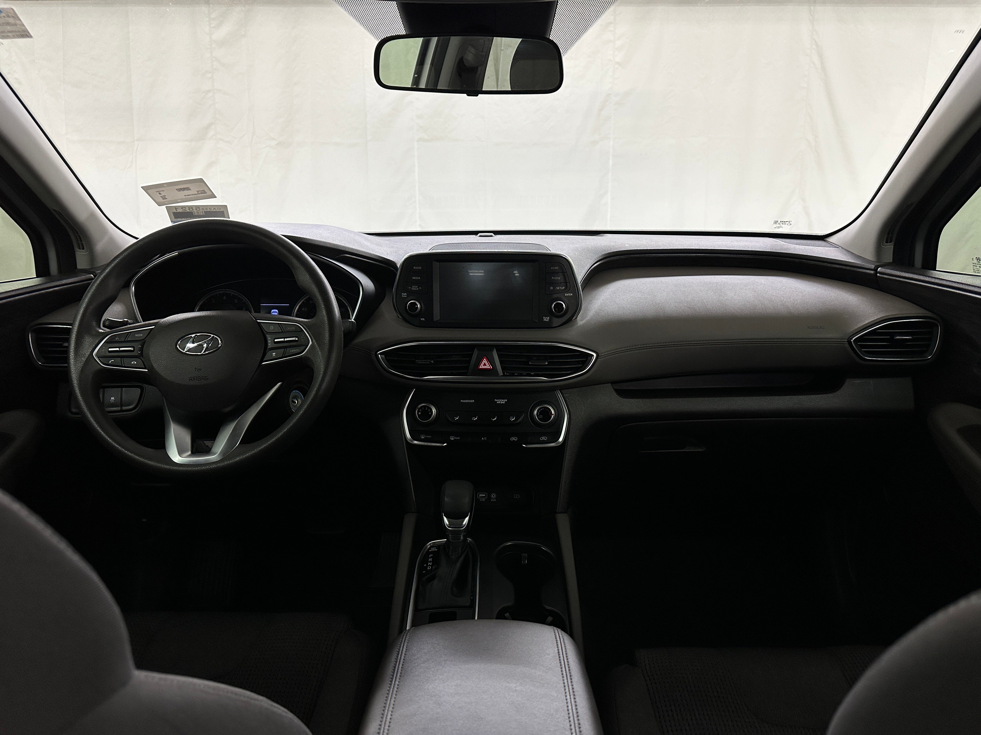 2020 Hyundai Santa Fe SE 3
