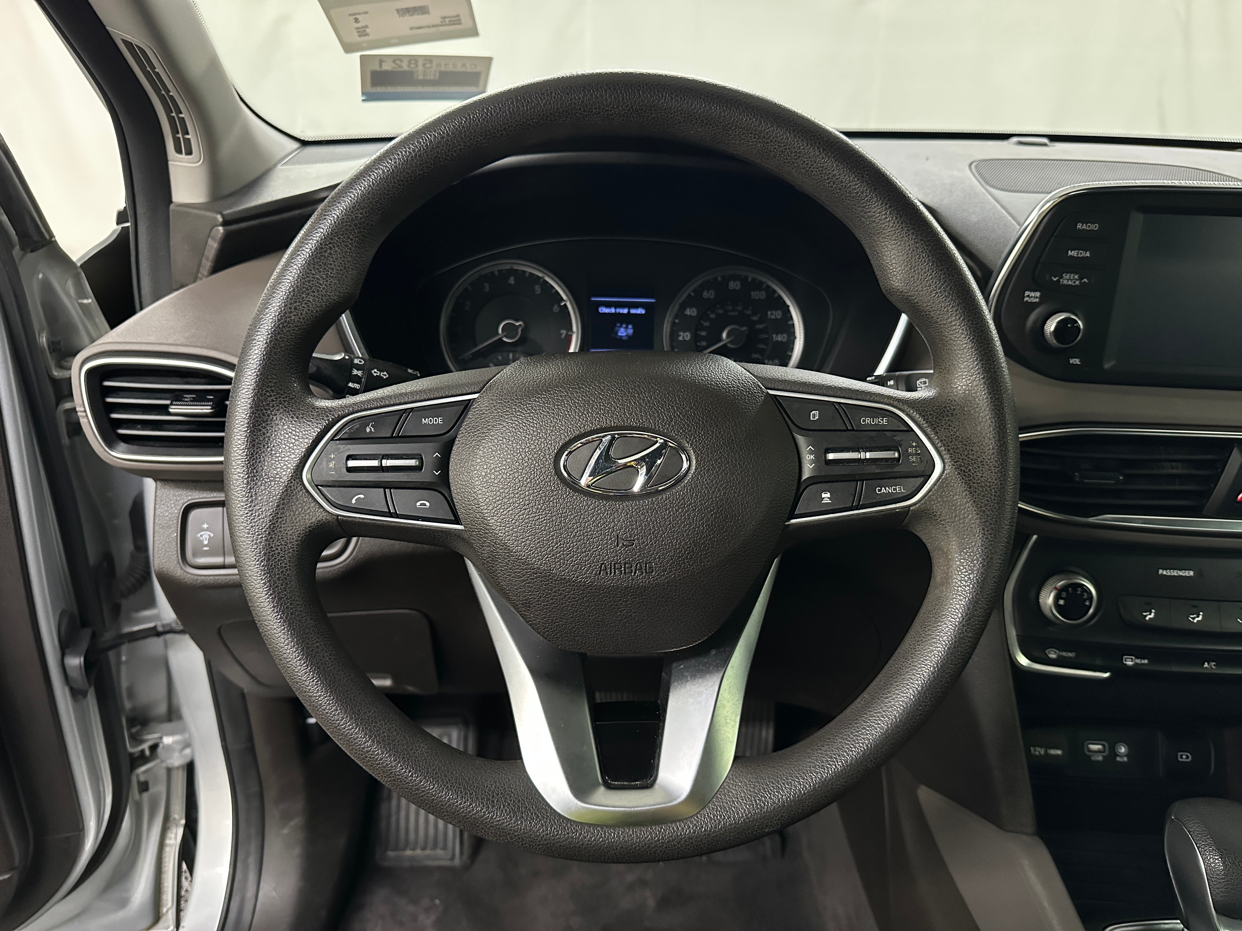 2020 Hyundai Santa Fe SE 5
