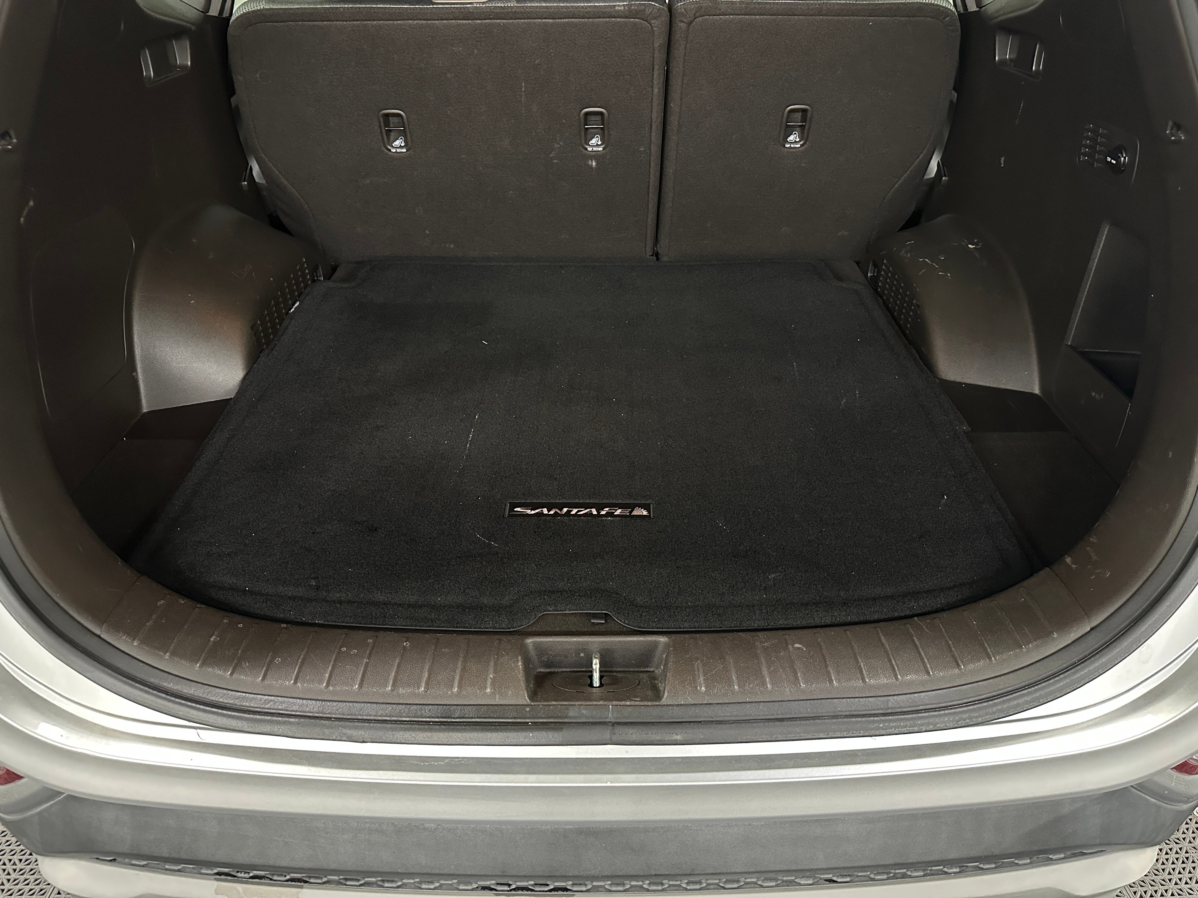 2020 Hyundai Santa Fe SE 7