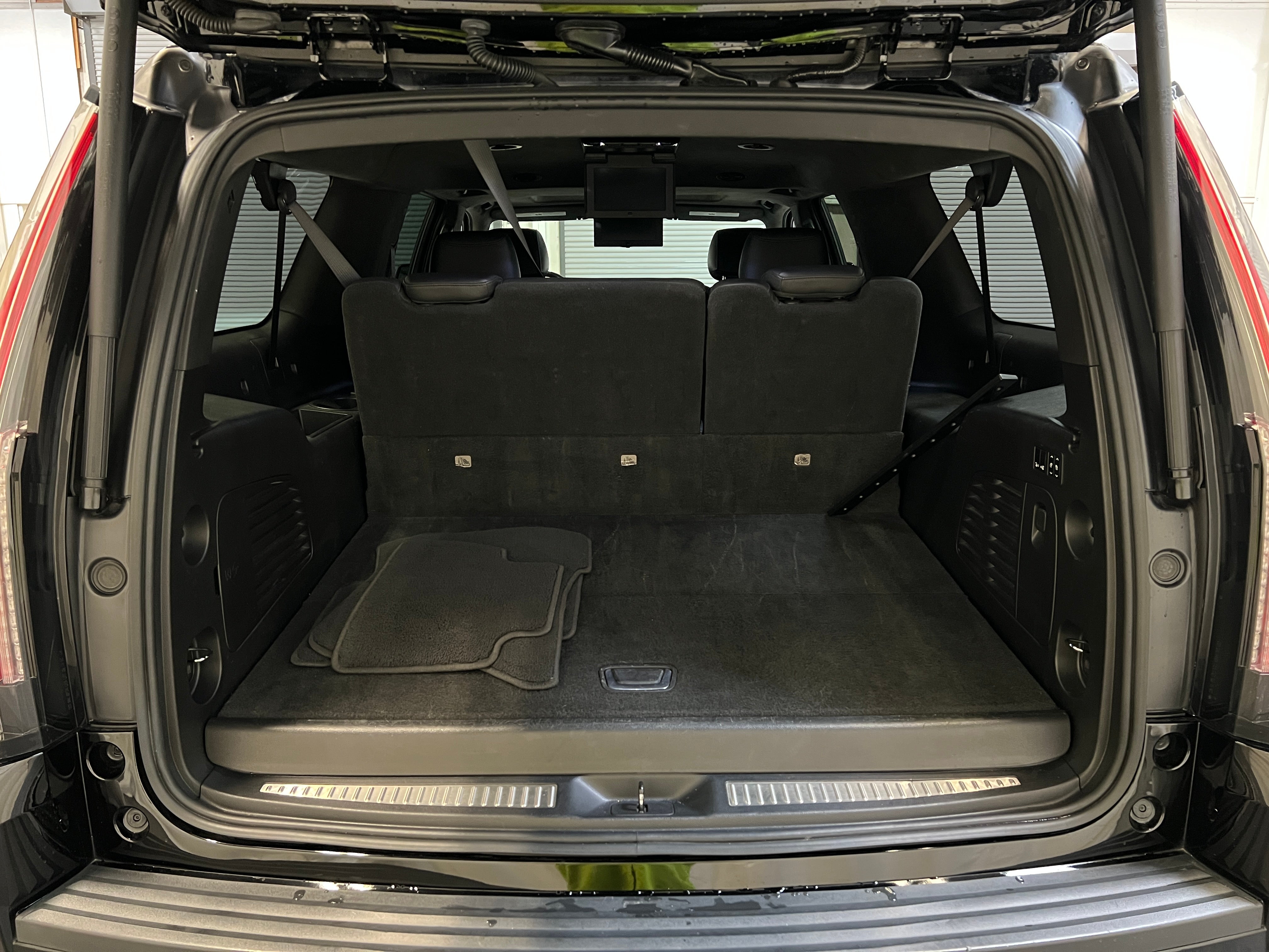 2020 Cadillac Escalade ESV Platinum 6