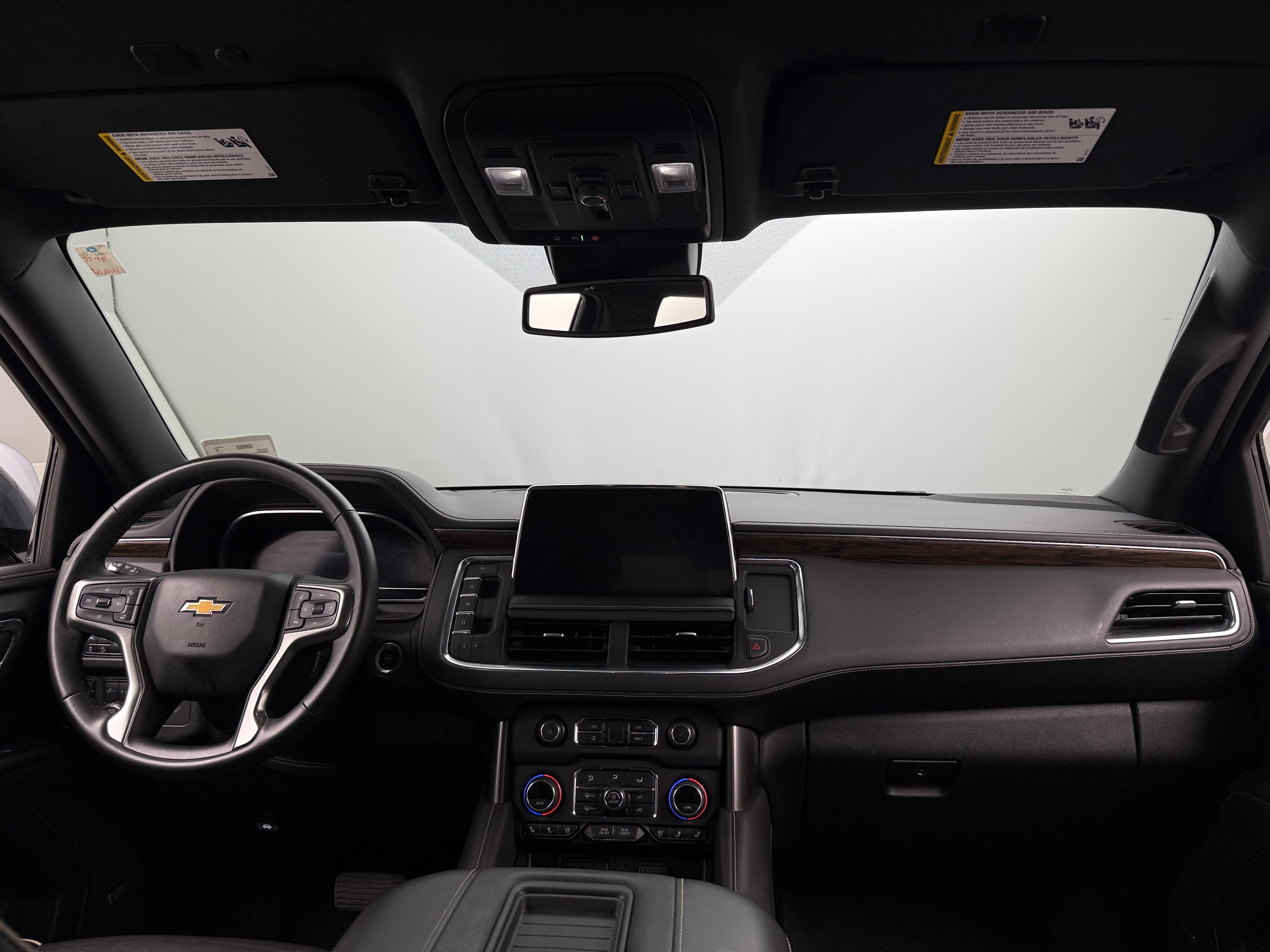 2023 Chevrolet Suburban Premier 2