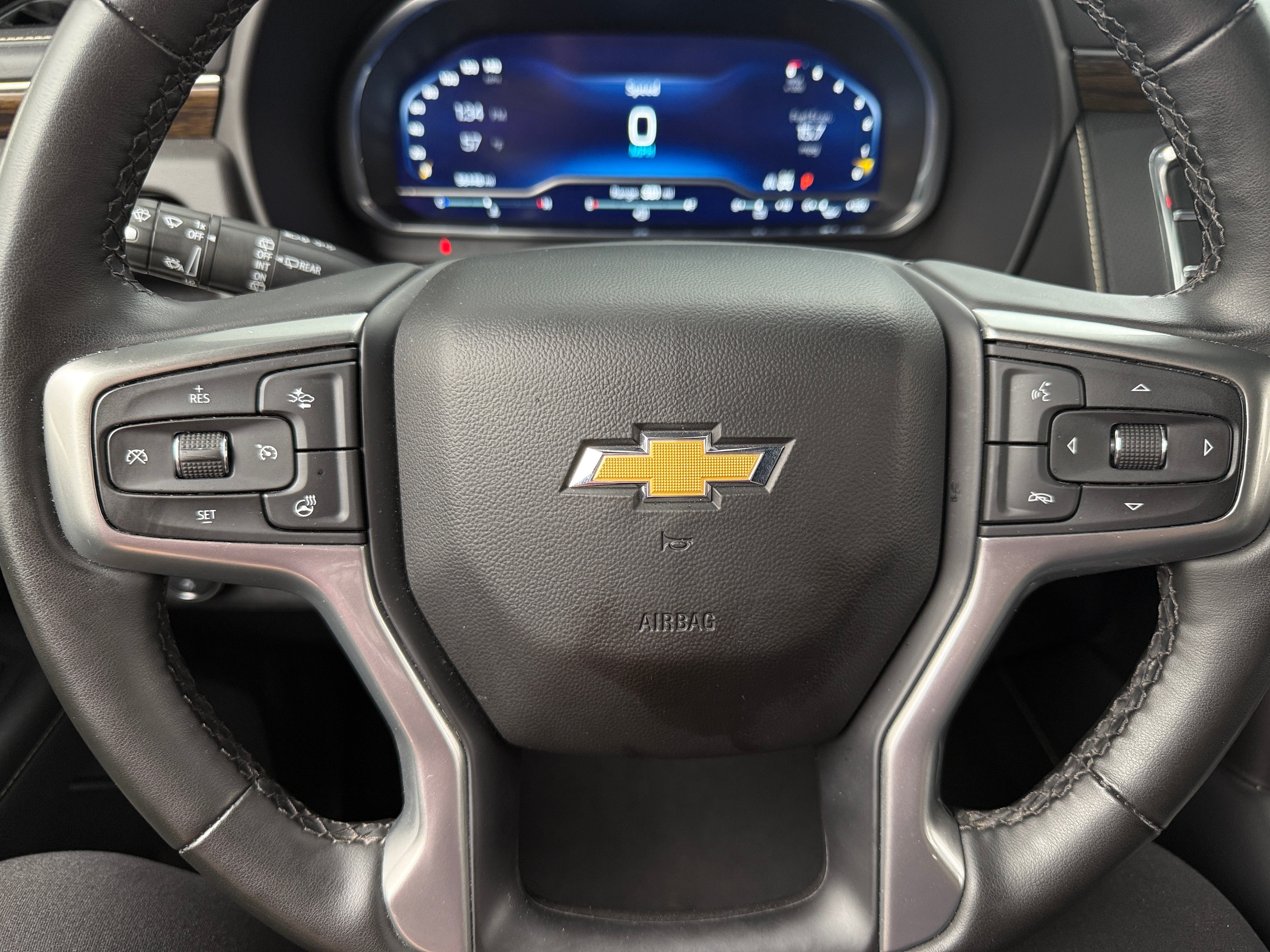 2023 Chevrolet Suburban Premier 4