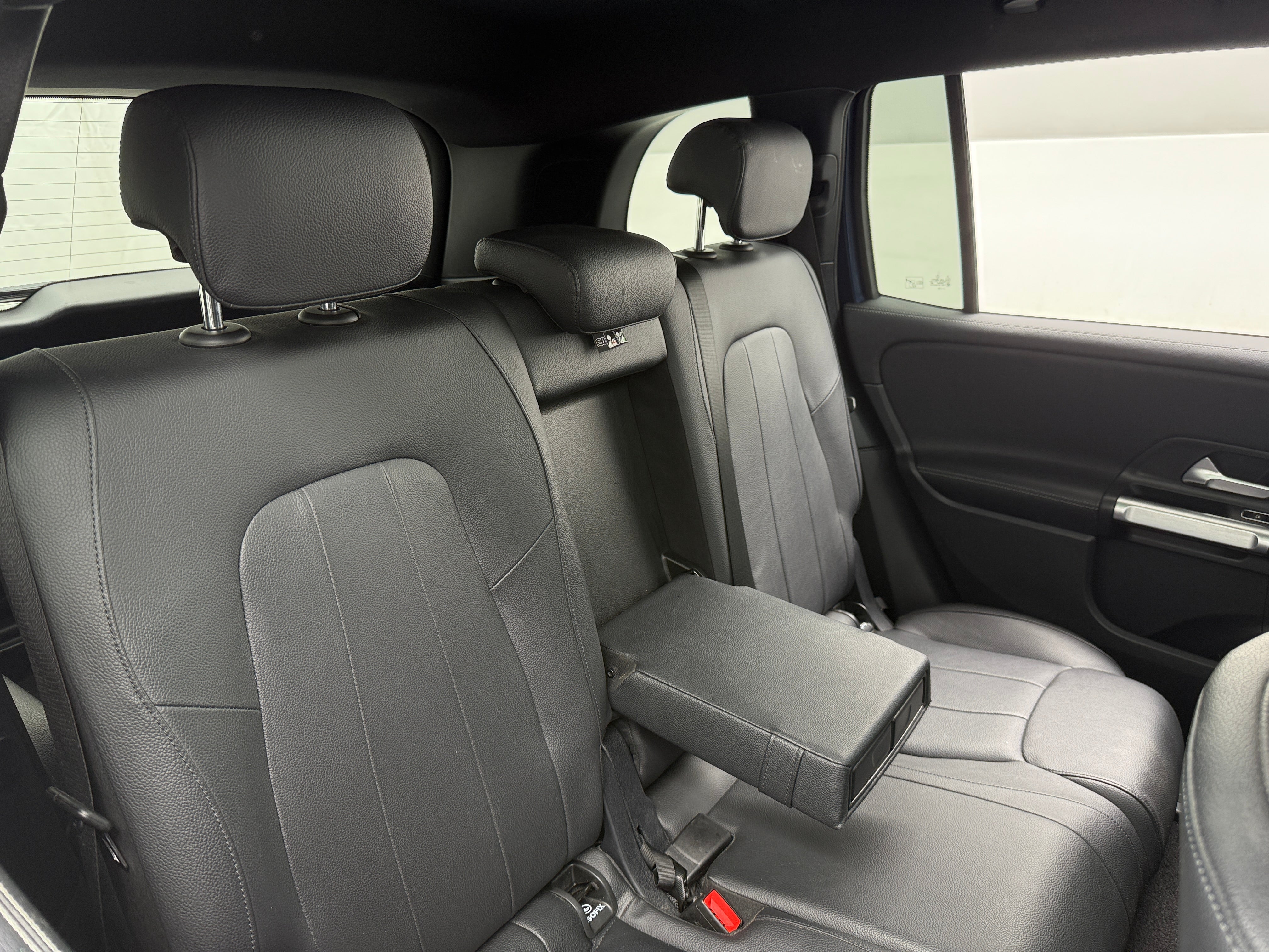 2022 Mercedes-Benz GLB 250 5