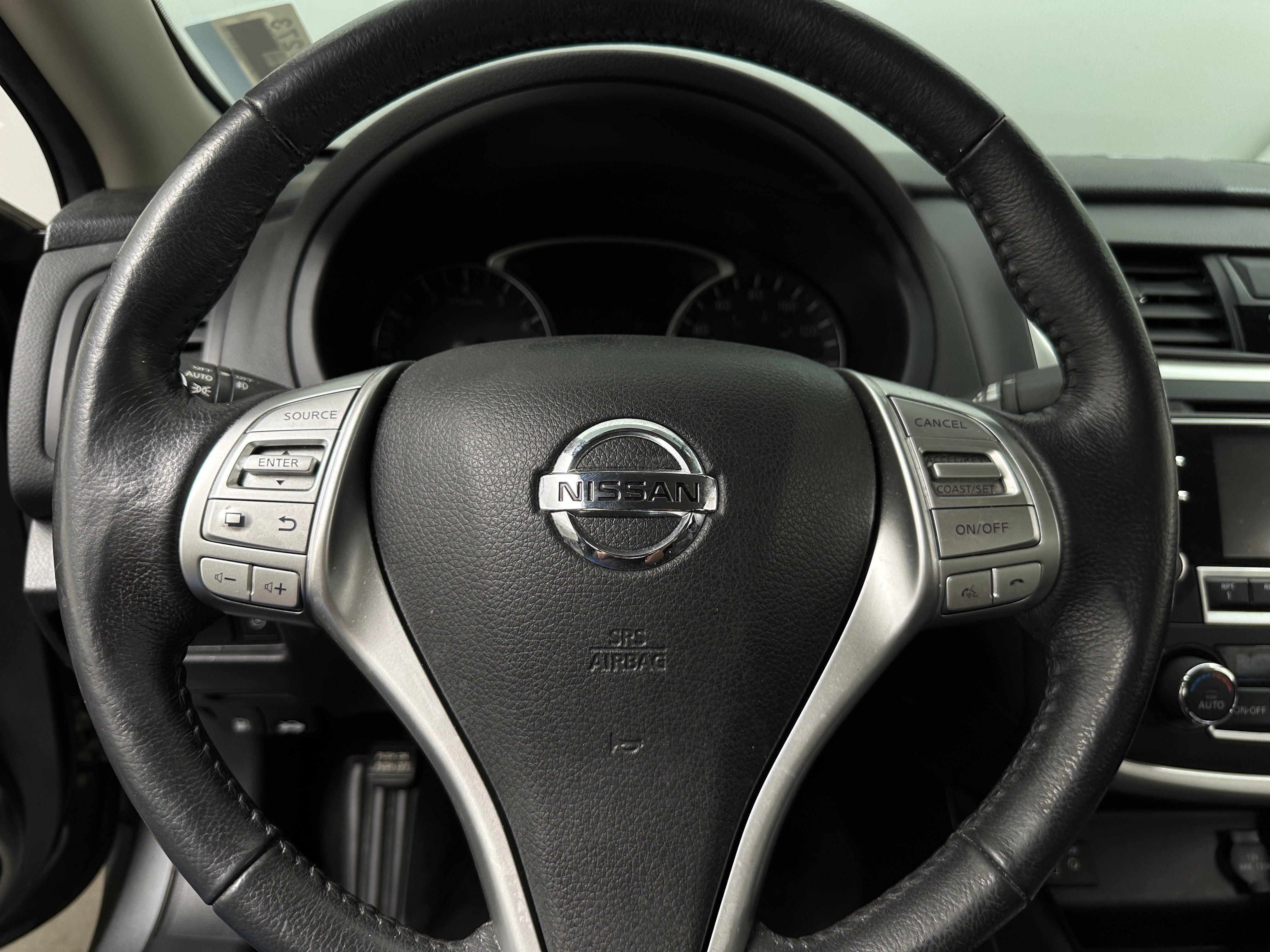 2017 Nissan Altima SL 4