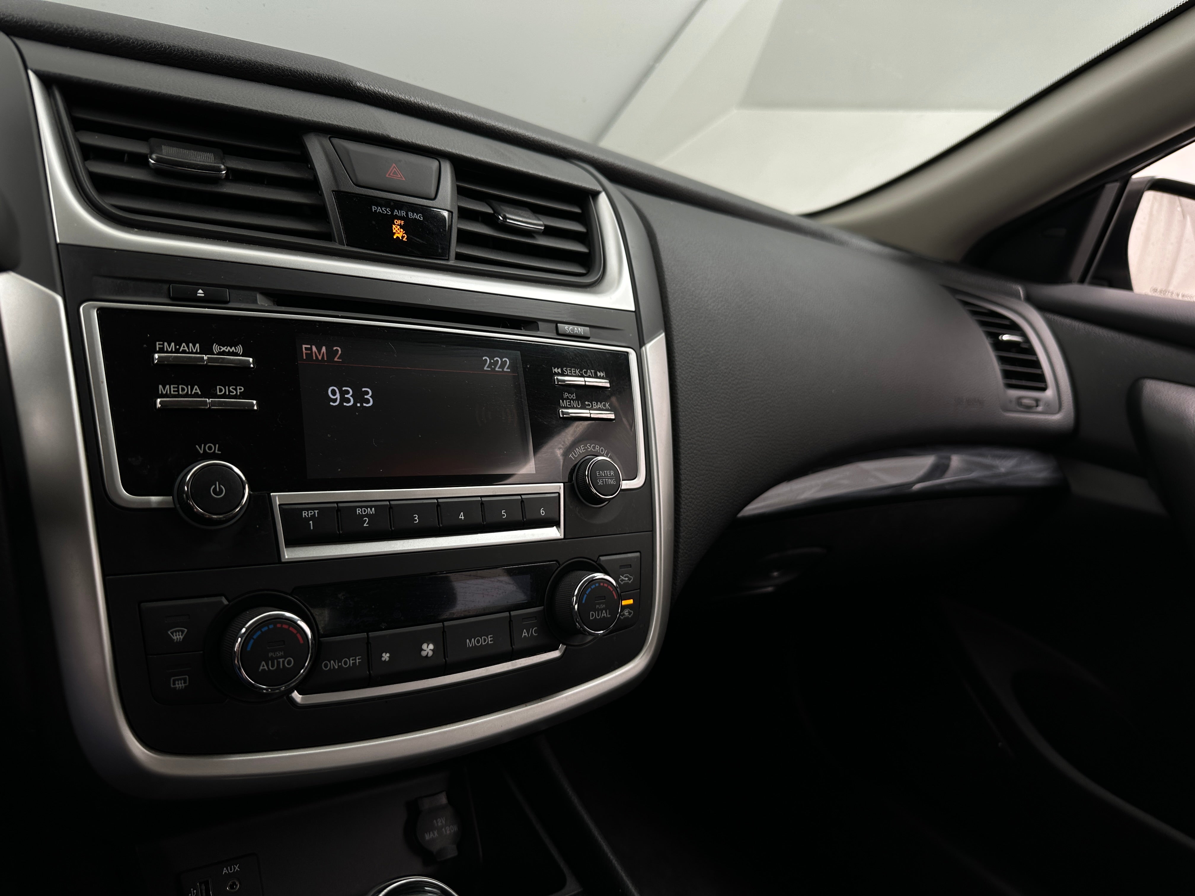 2017 Nissan Altima SL 3