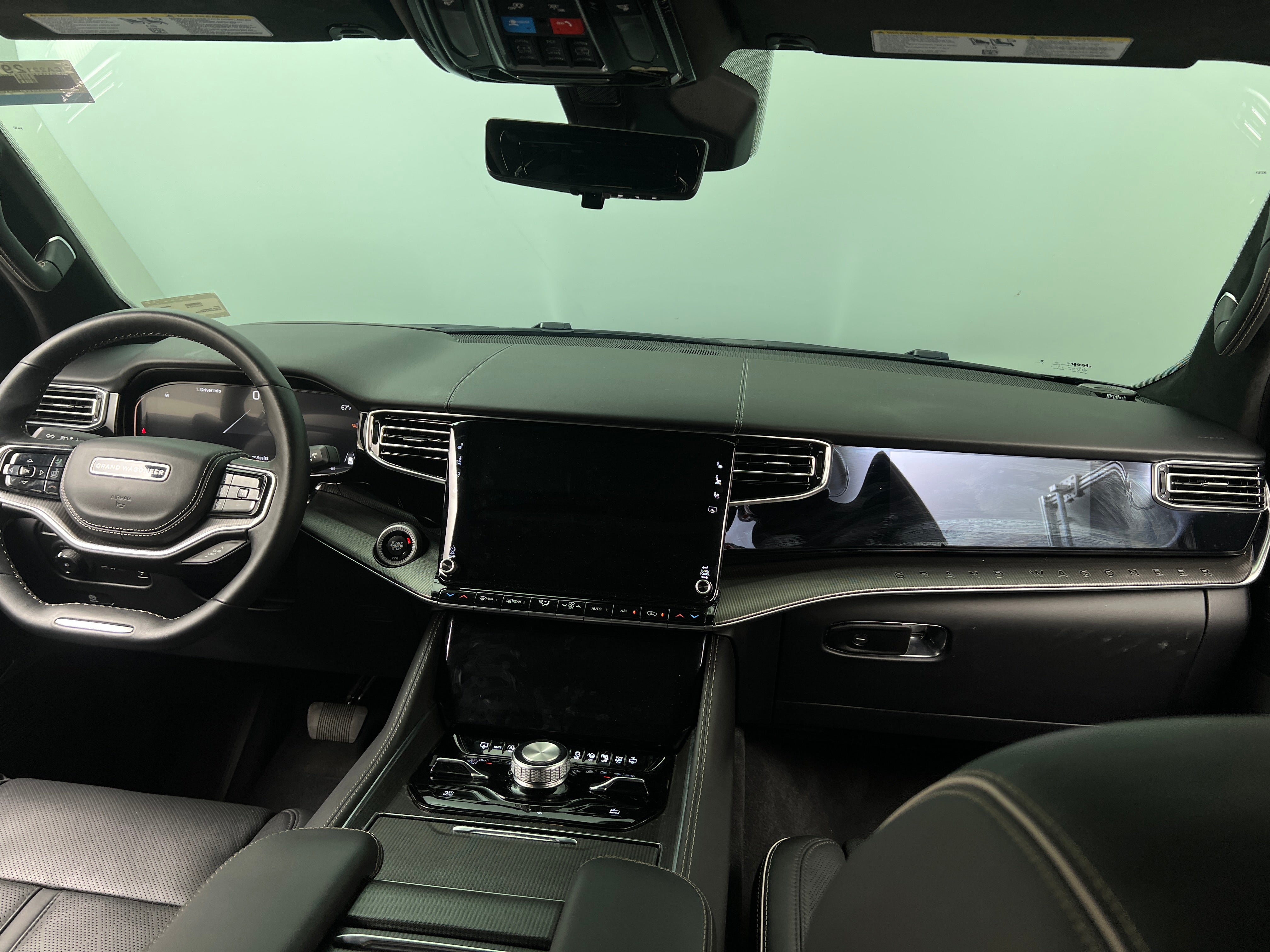 2023 Jeep Grand Wagoneer Series II 2