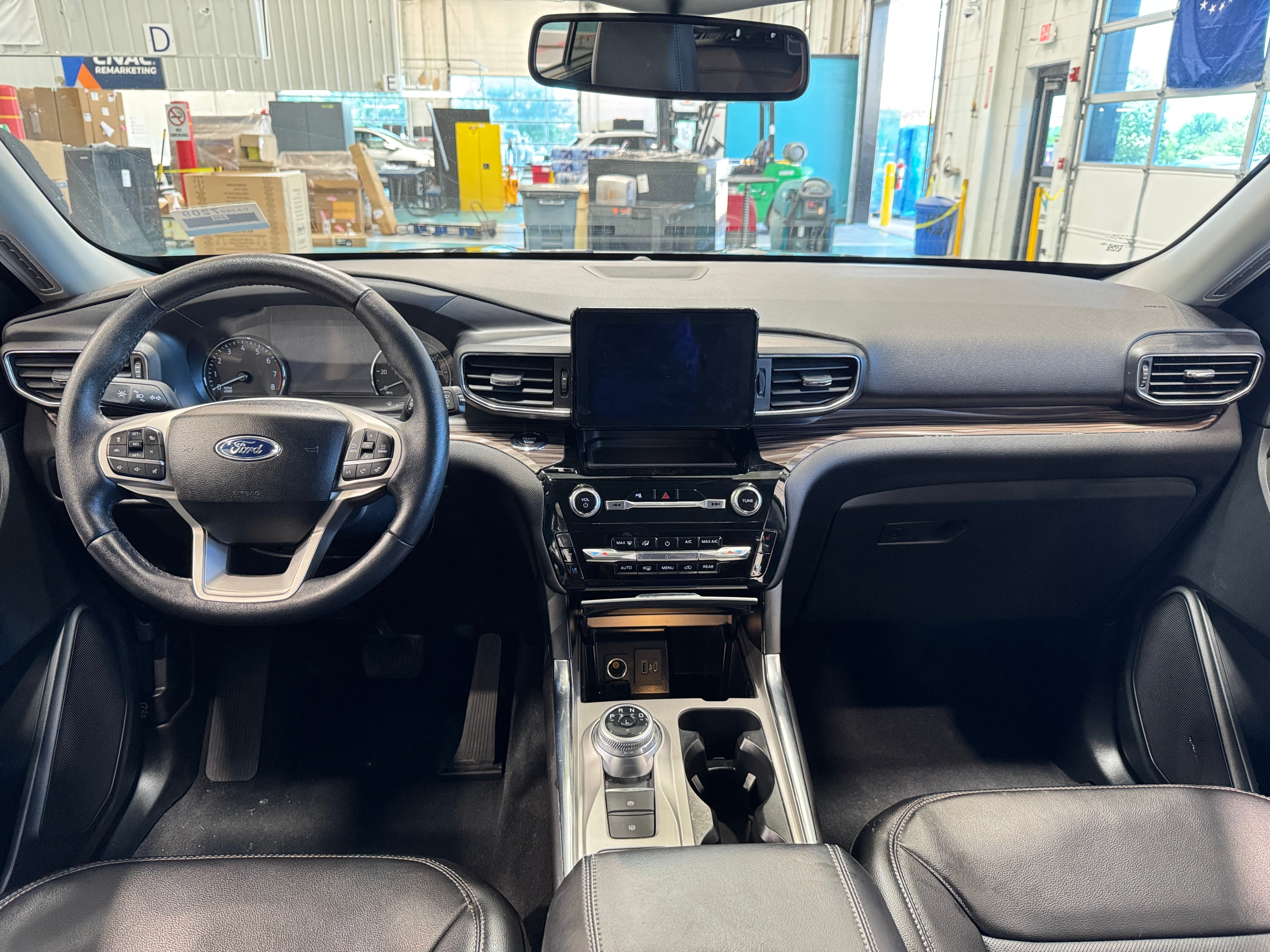 2024 Ford Explorer Limited 2