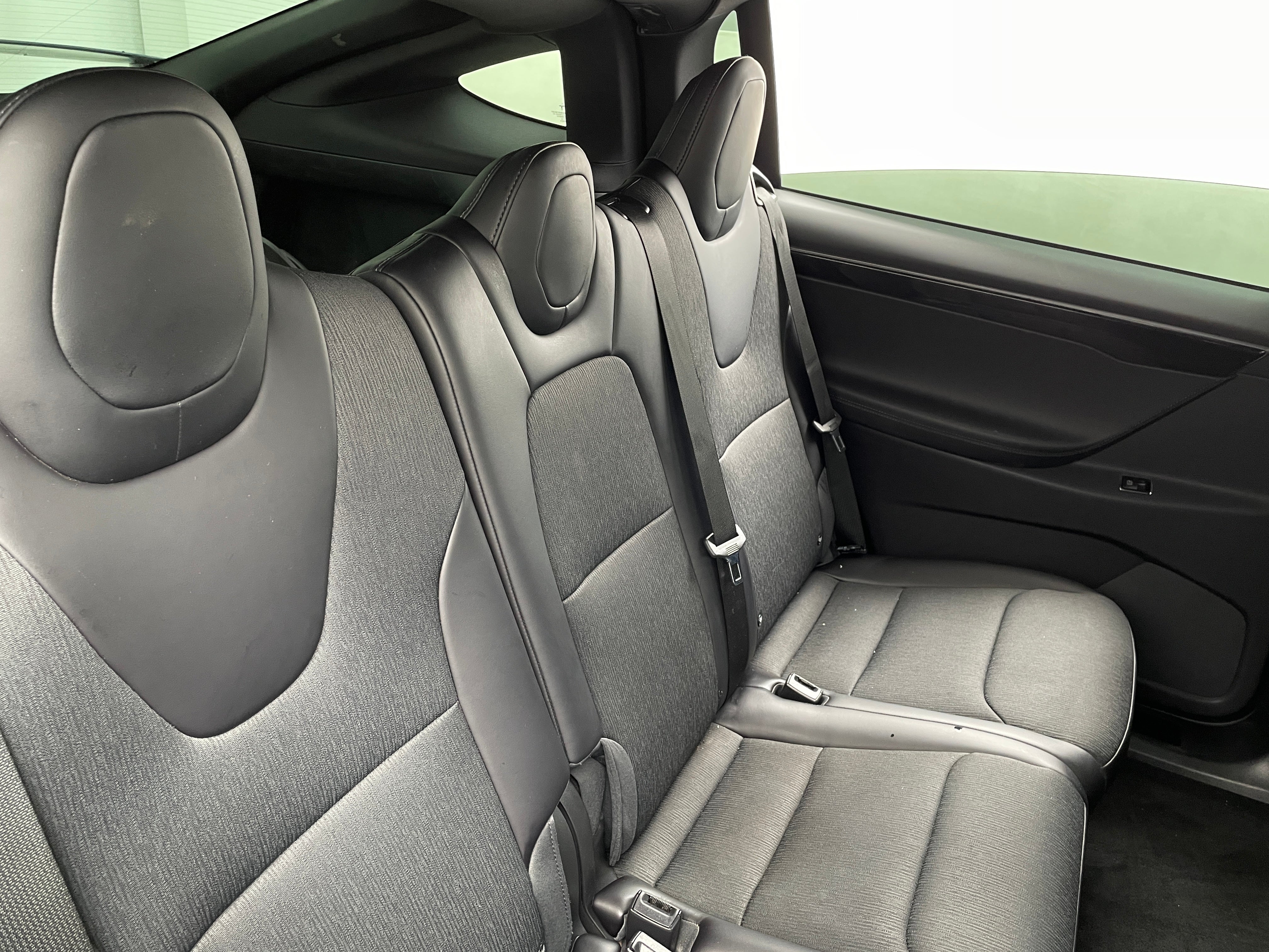 2018 Tesla Model X 75D 5