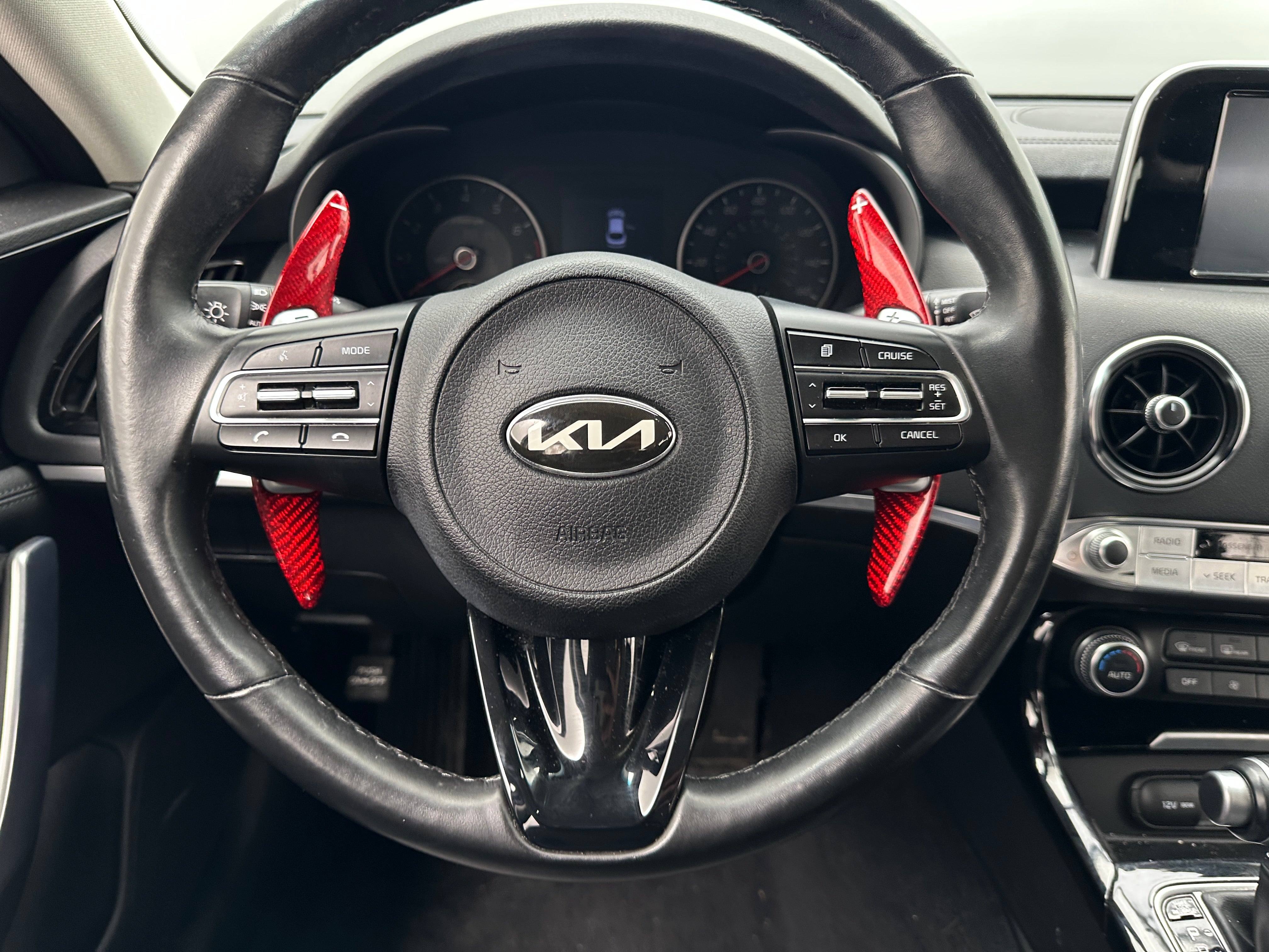 2018 Kia Stinger Base 4