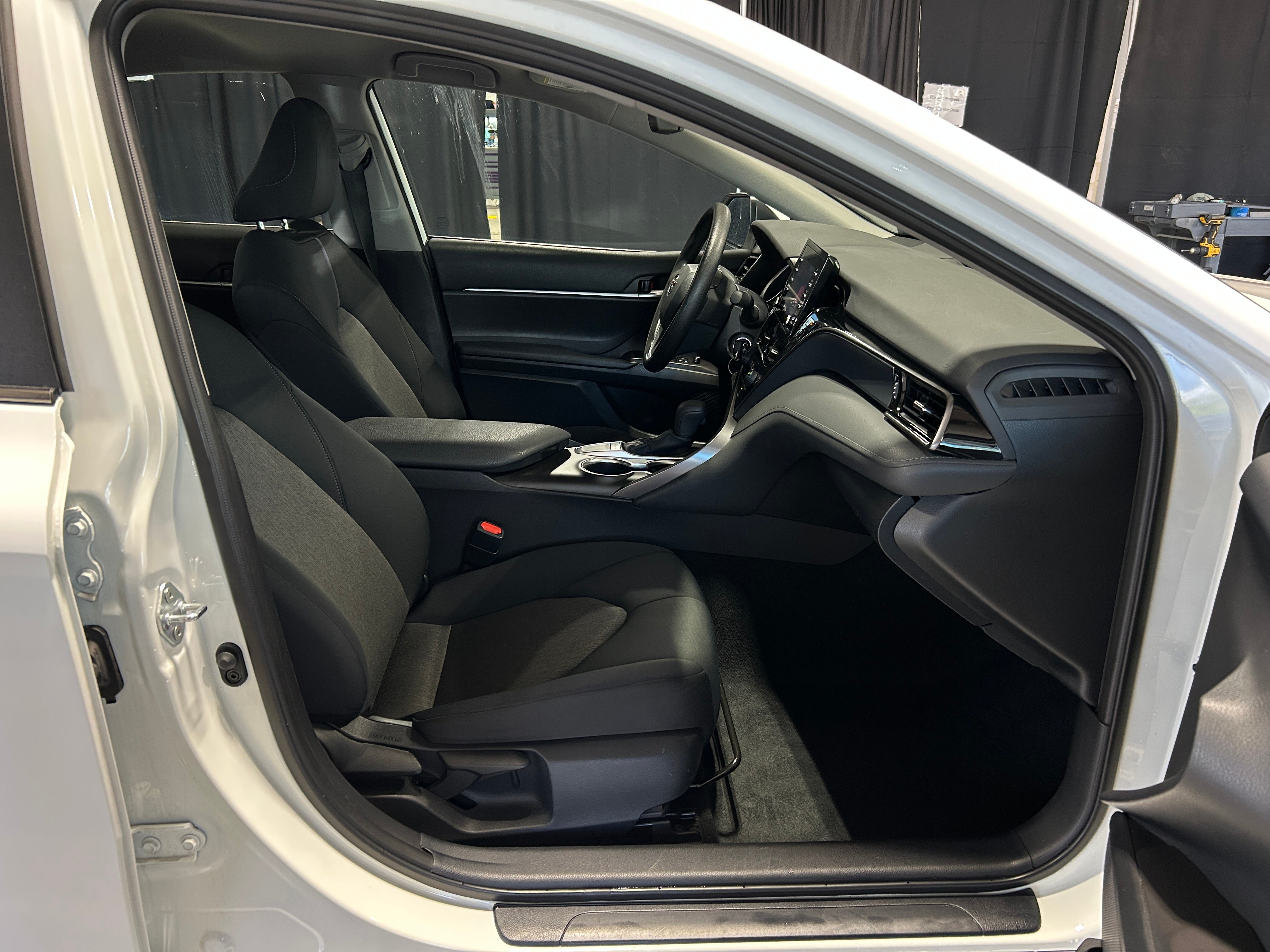 2023 Toyota Camry LE 2