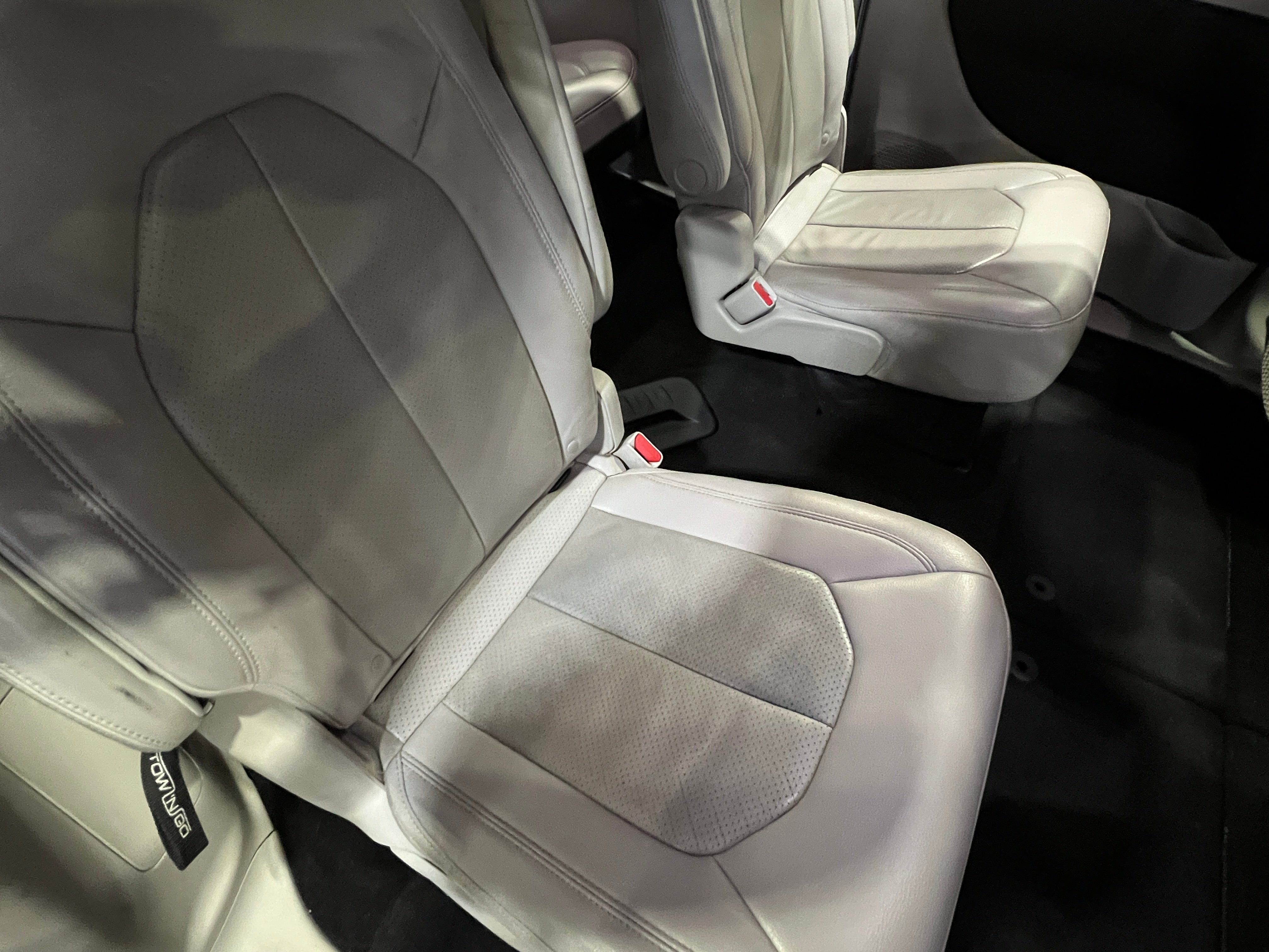 2021 Chrysler Pacifica Touring L 5