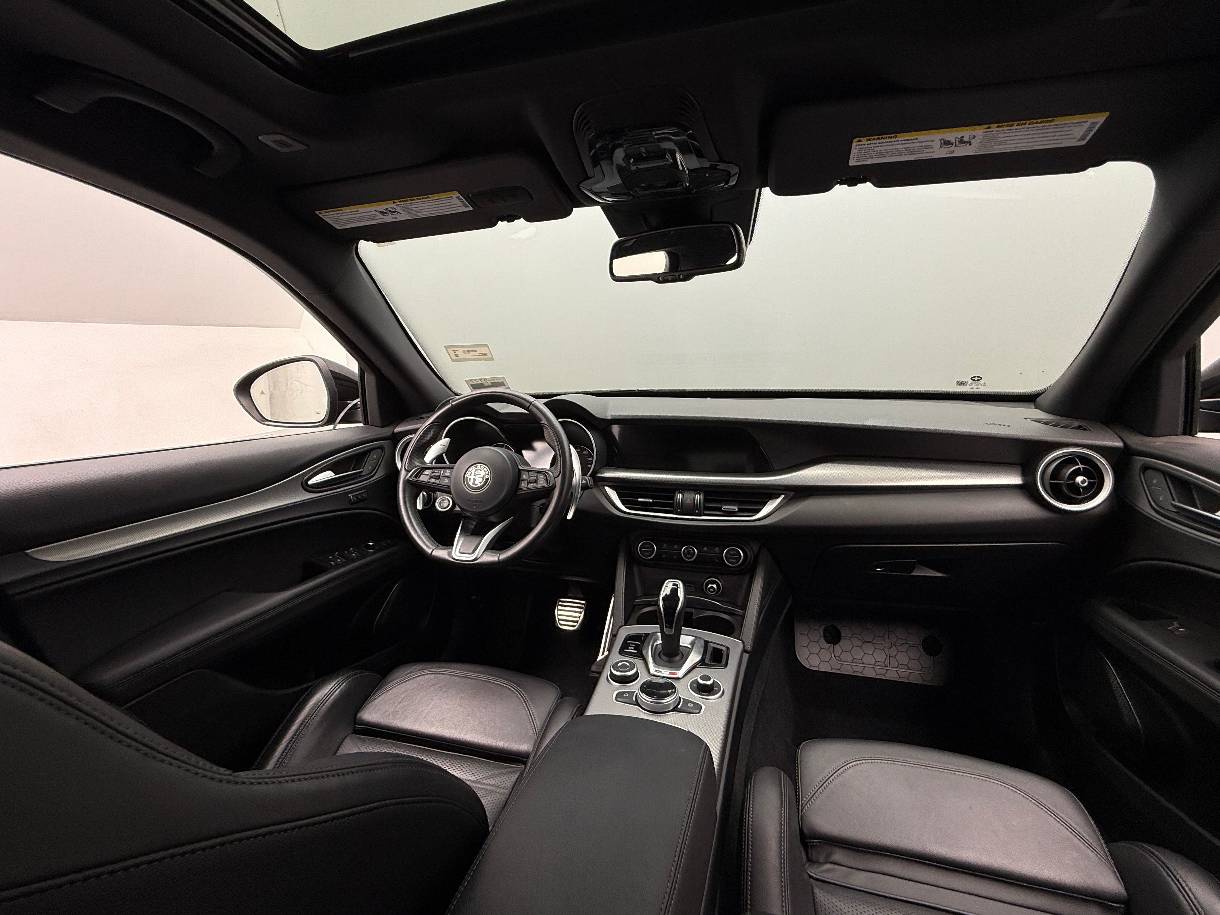2022 Alfa Romeo Stelvio Ti 2