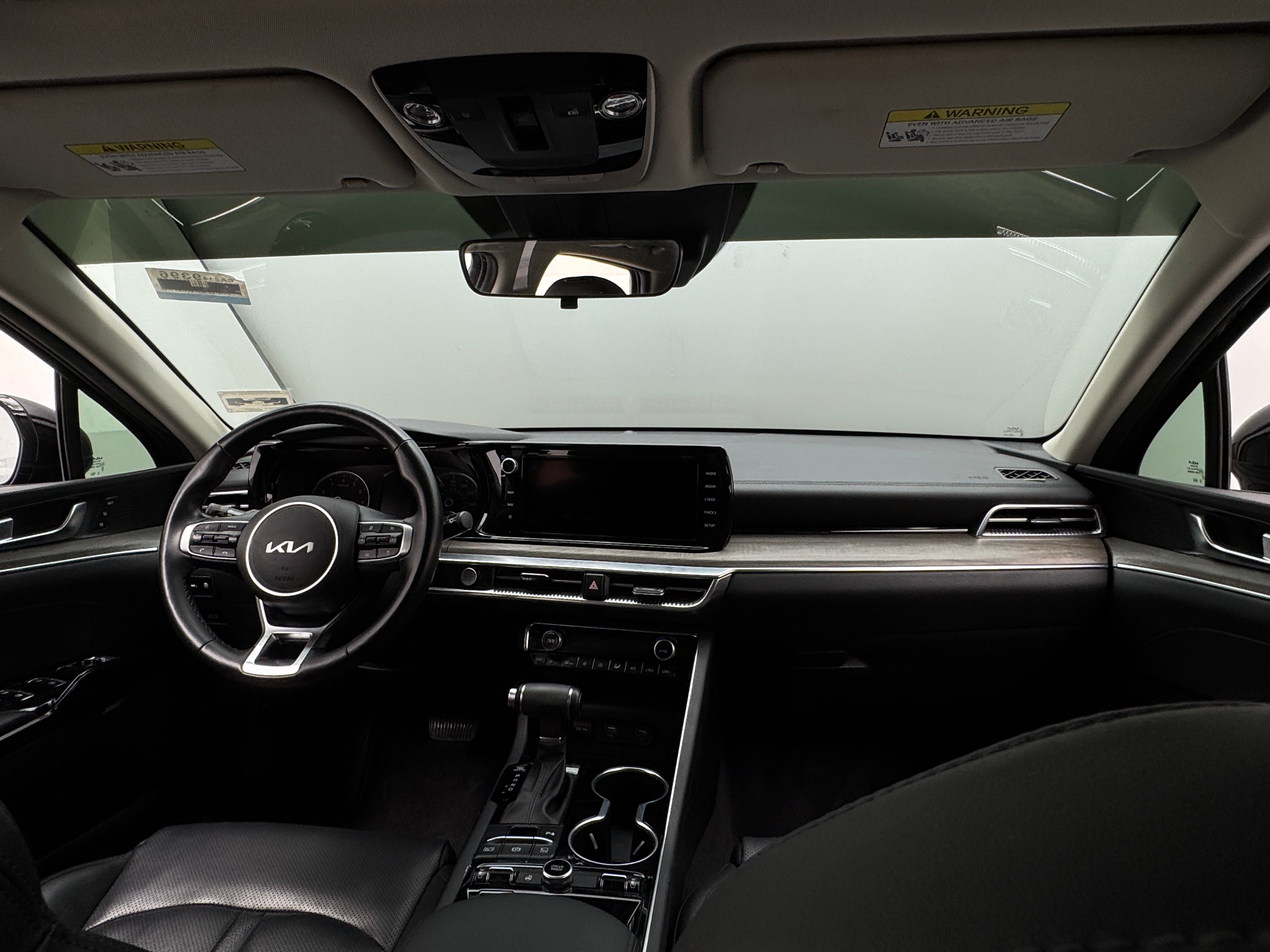 2022 Kia K5 EX 2