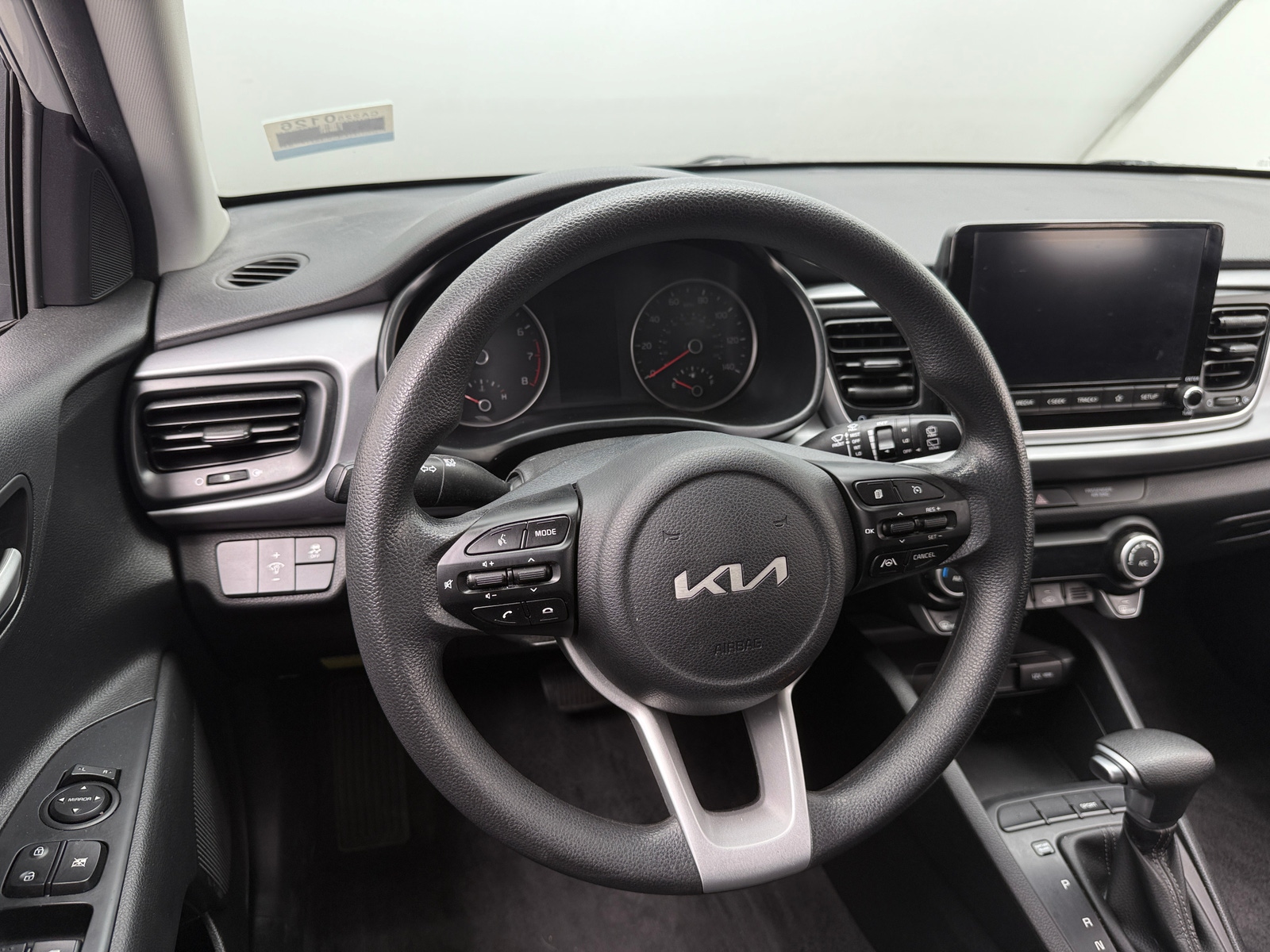 Thumbnail: 2022 Kia Rio - 5