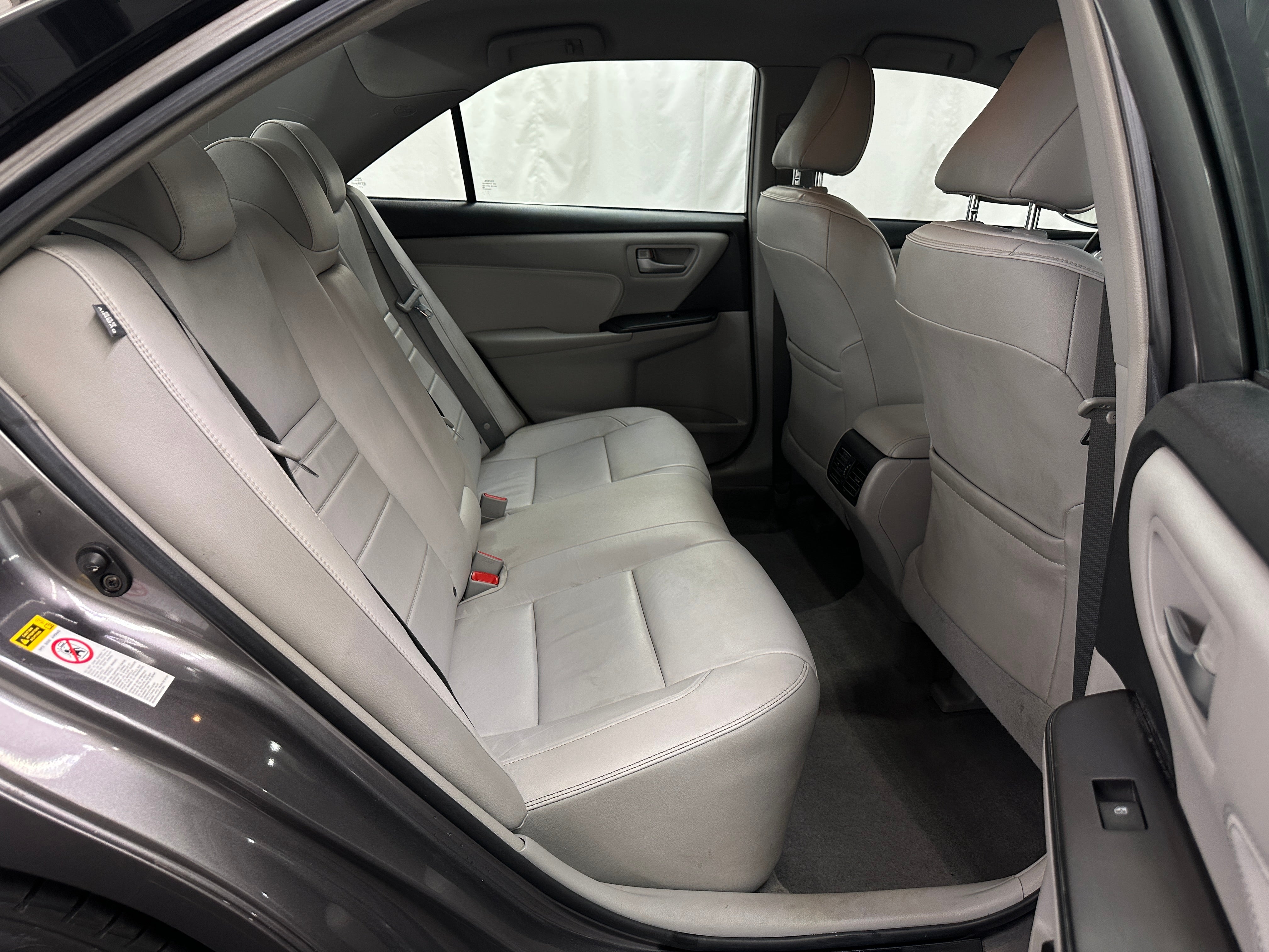 2017 Toyota Camry XLE 6