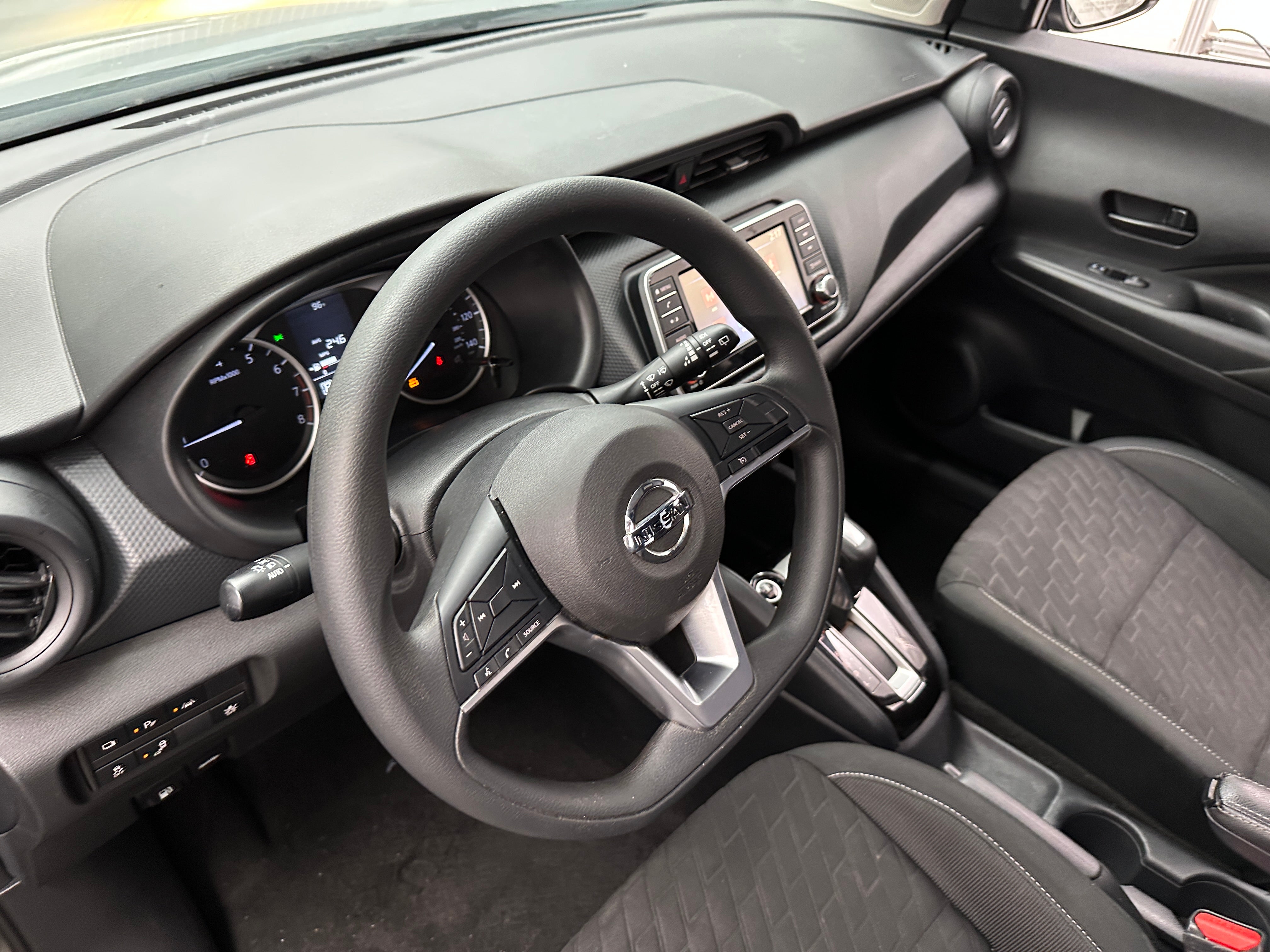 2021 Nissan Kicks S 5