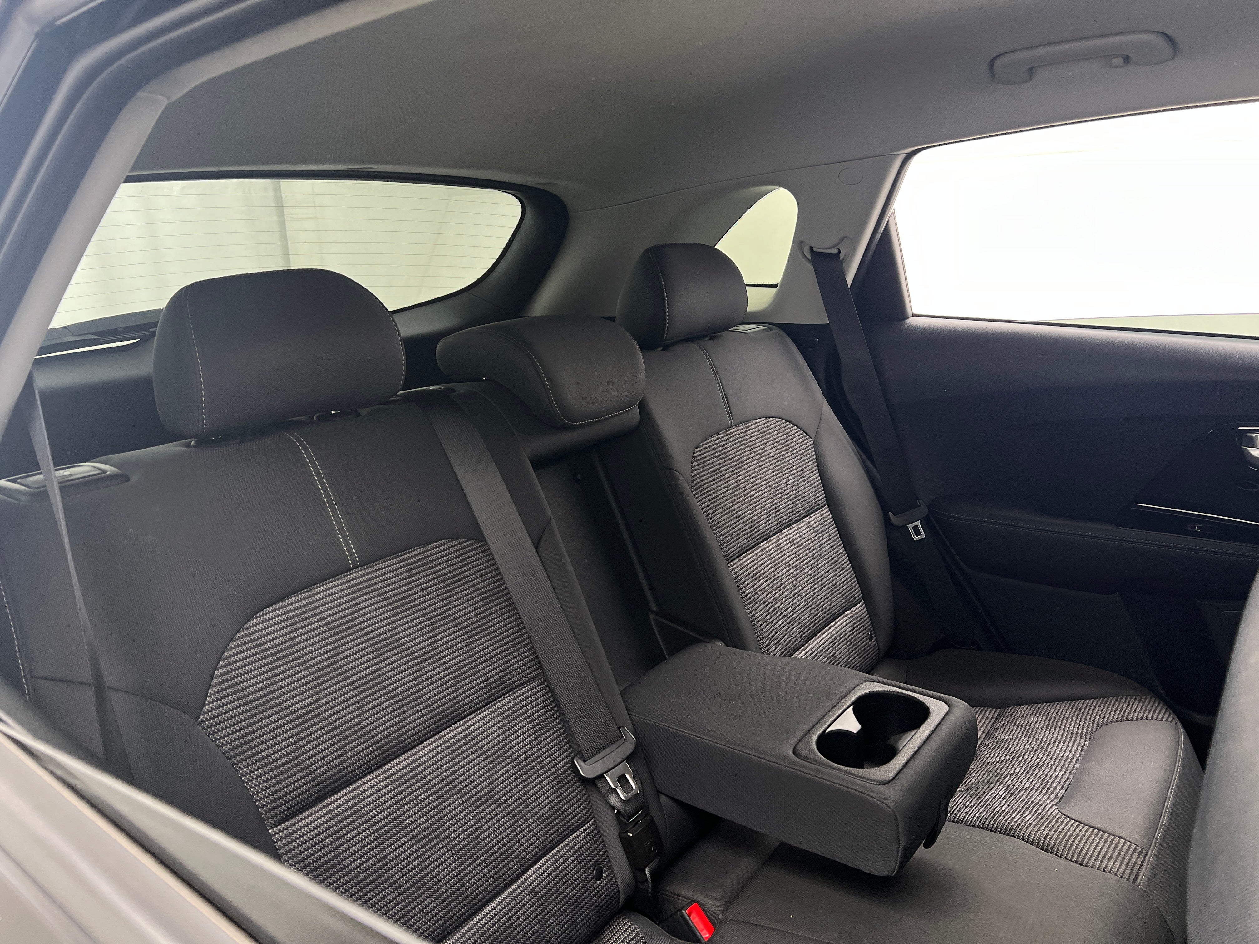 2022 Kia Niro LXS 6