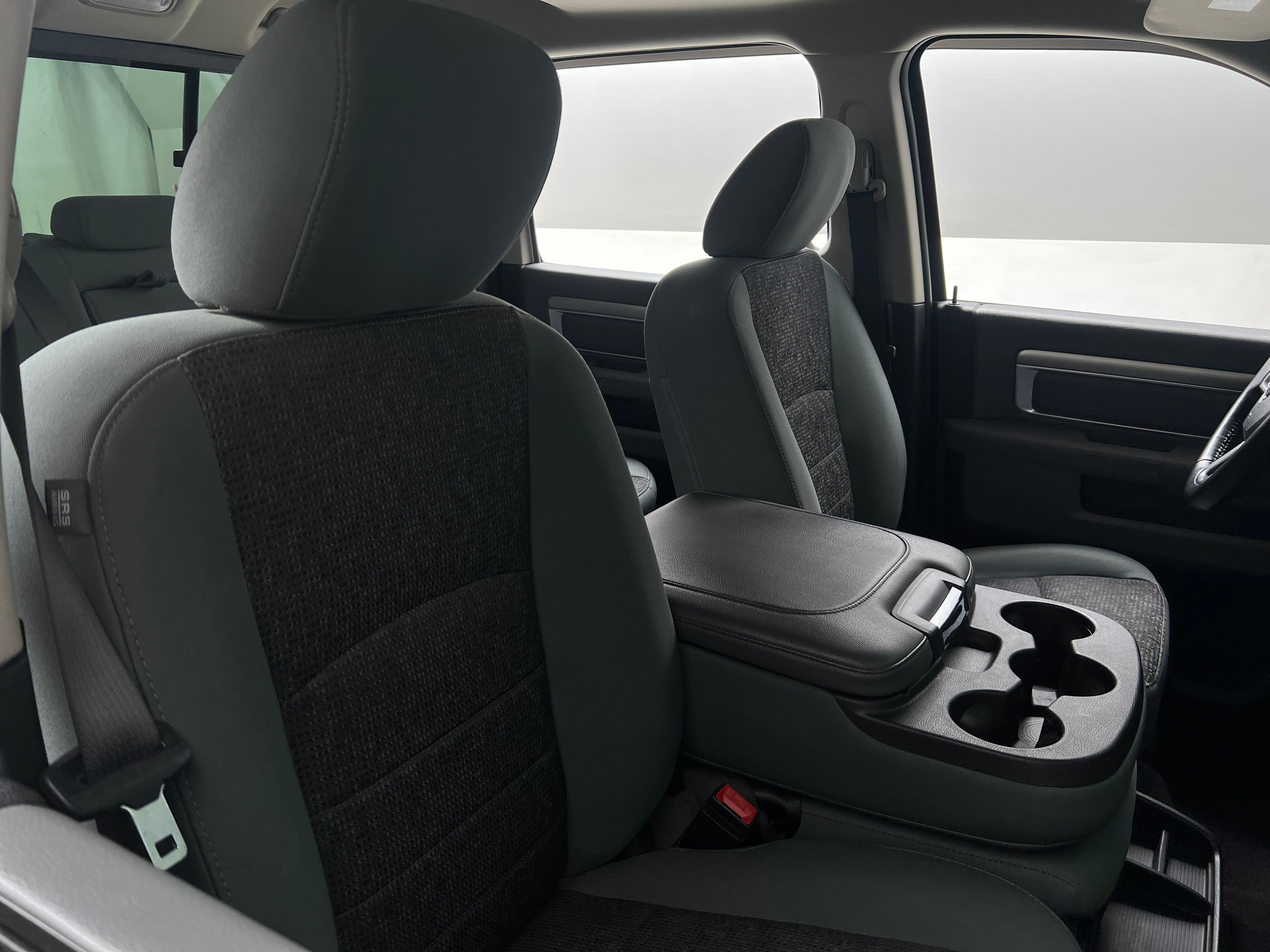 2020 RAM 1500 Classic SLT 2